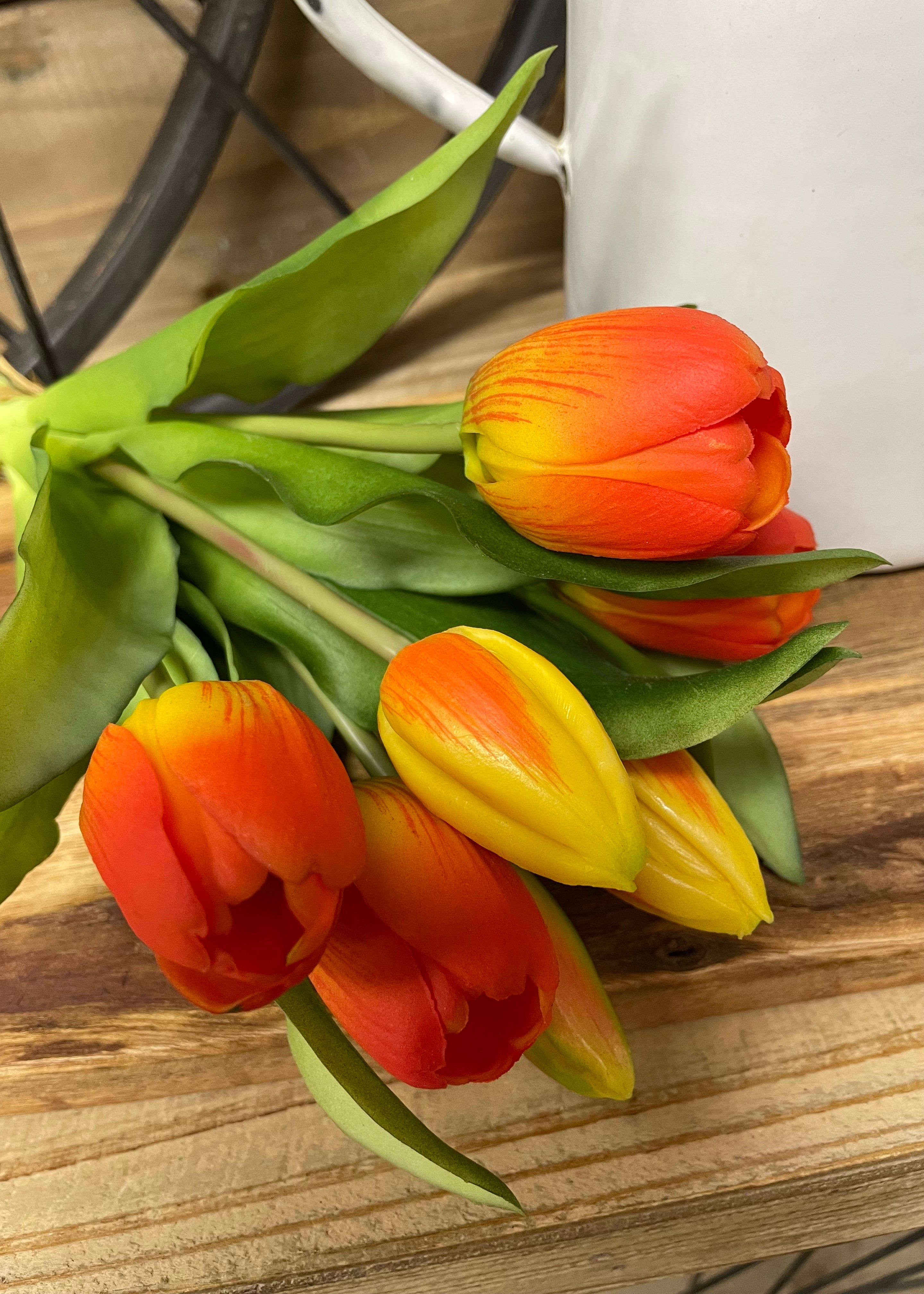 ITEM 10170 O - 12" ORANGE FRESH TOUCH DYNASTY TULIP BUNDLE (4 FLOWERS & 3 BUDS TO A BUNDLE)