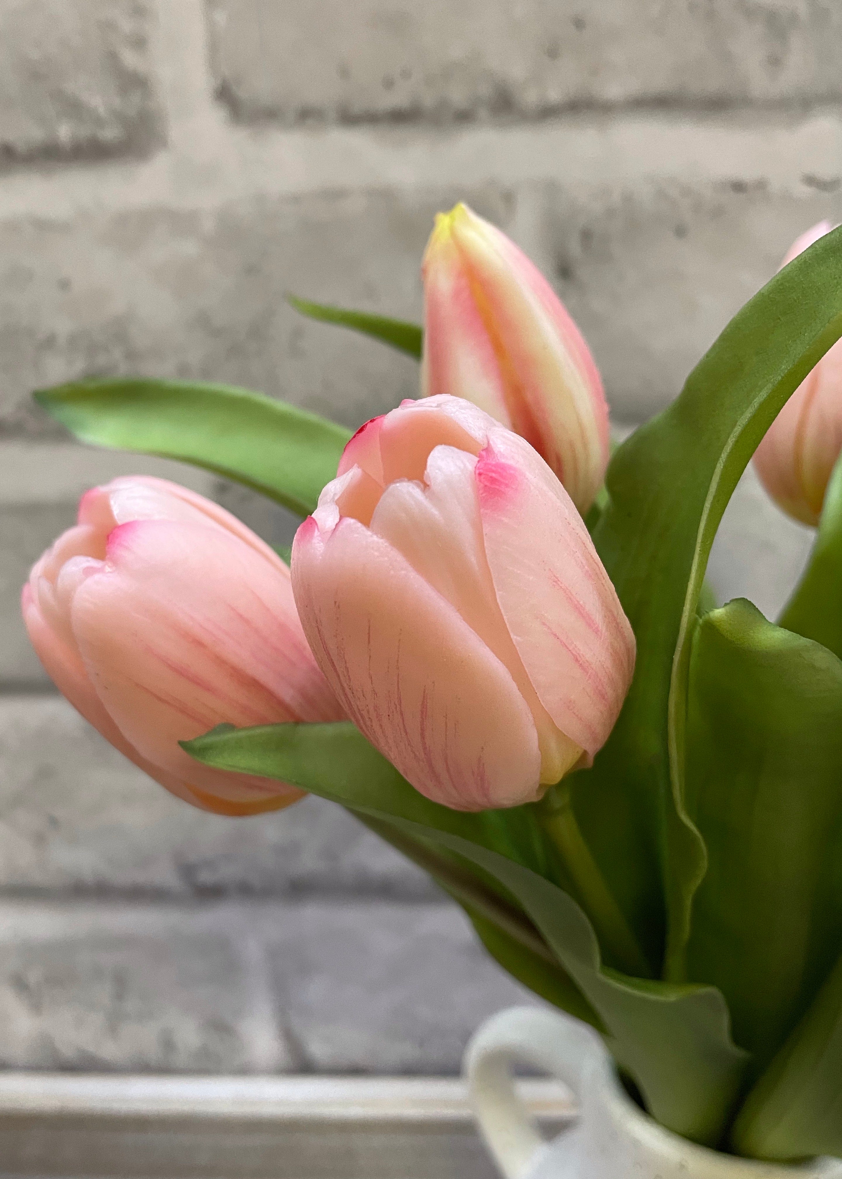 ITEM 10170 PK - 12" PINK FRESH TOUCH DYNASTY TULIP BUNDLE (4 FLOWERS & 3 BUDS TO A BUNDLE)