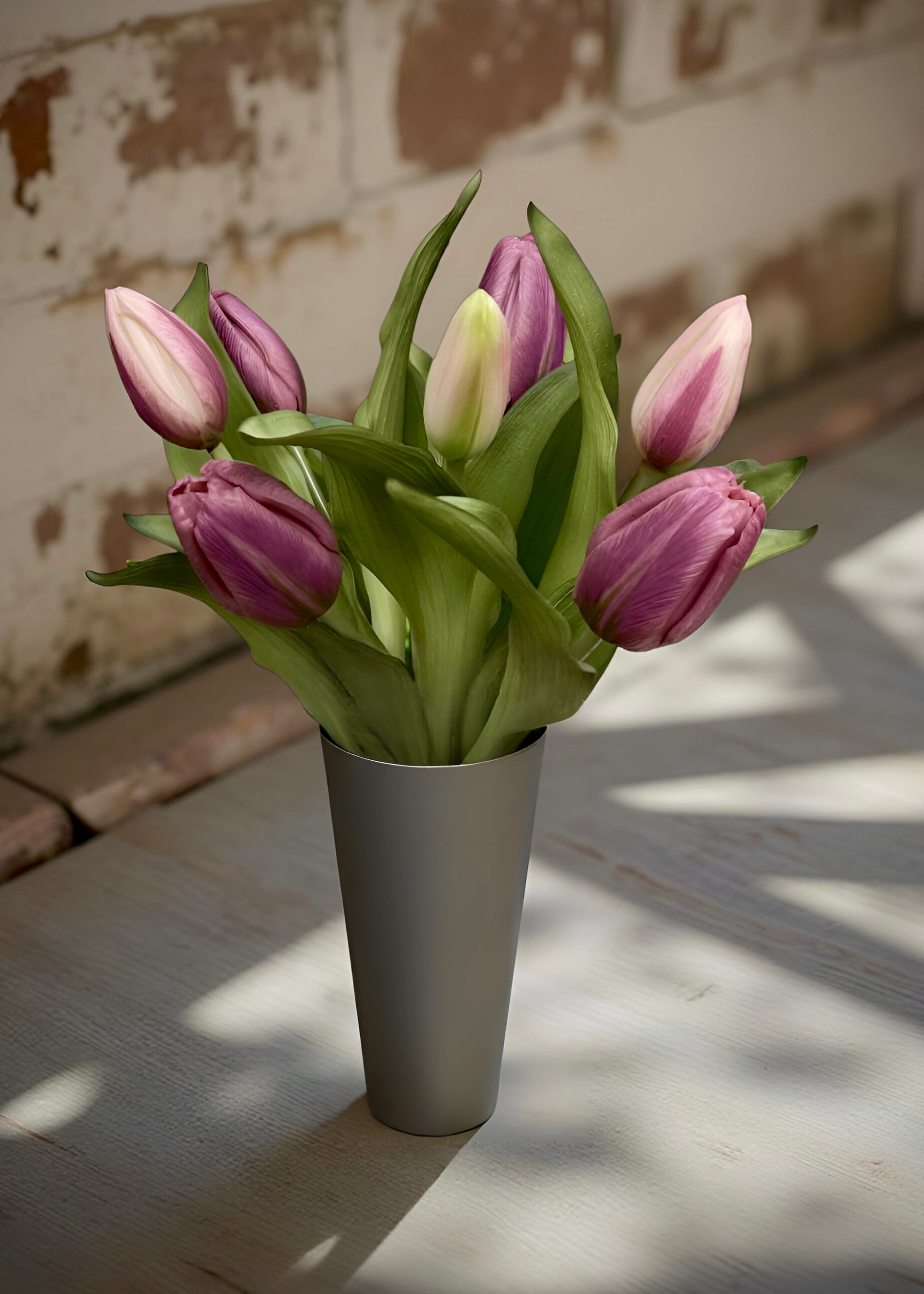 ITEM 10194 LTPLUM(AVAILABLE) - 12" FRESH TOUCH LIGHT PLUM FORMOSA TULIP BUNDLE (4 FLOWERS & 3 BUDS TO A BUNDLE)