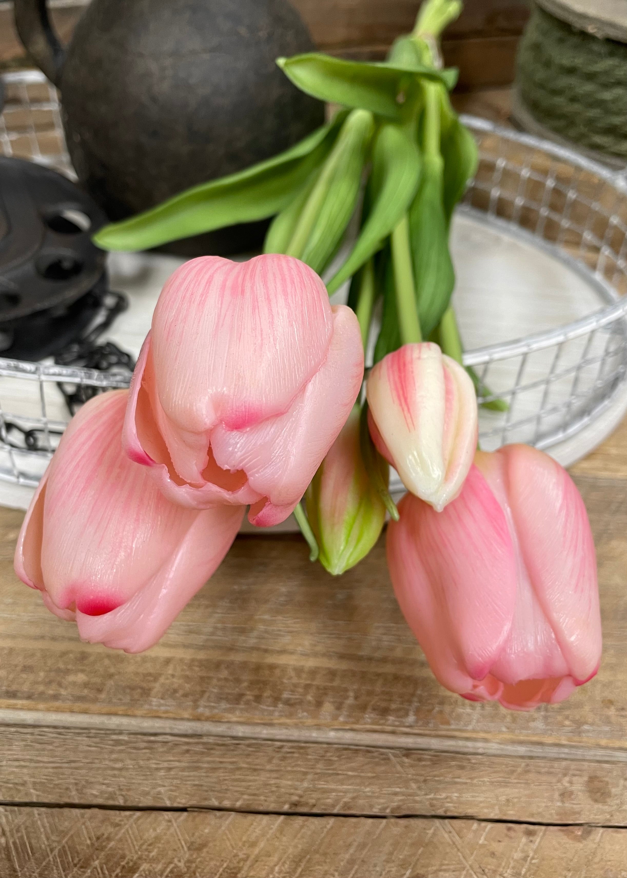 ITEM 10196 PK - 18" FRESH TOUCH PINK DAY DREAM TULIP BUNDLE (3 FLOWERS & 2 BUDS TO A BUNDLE)