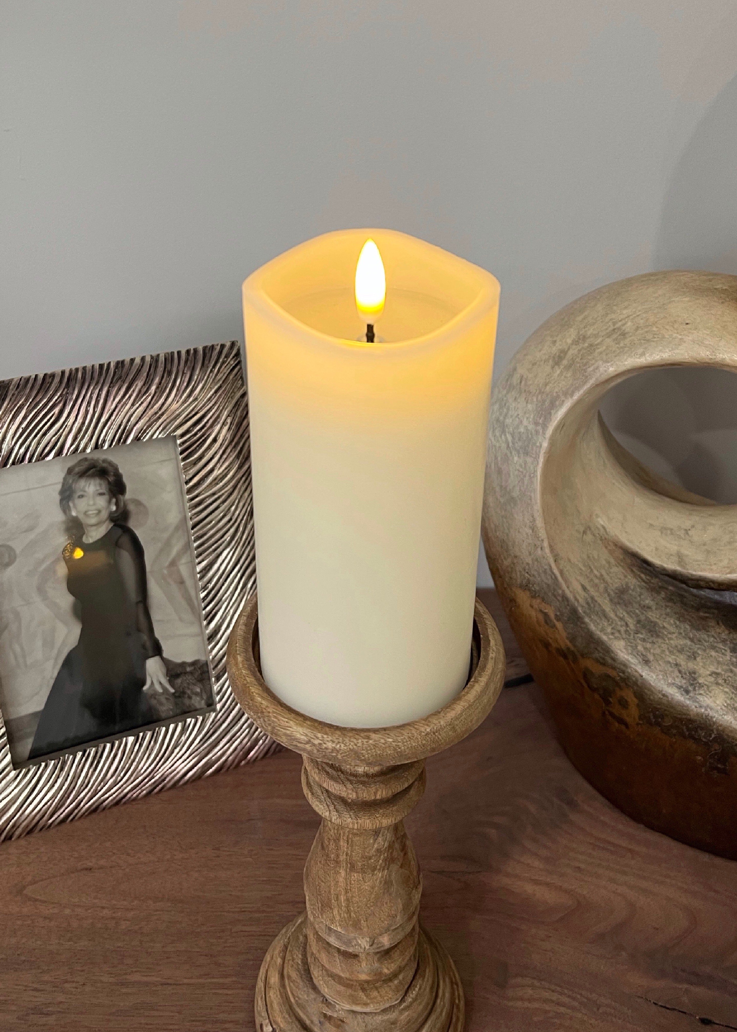 ITEM 1641IVORY - 3"X6" IVORY 3D FLAME SMOOTH FINISH MELTING REALISTIC LED PILLAR WITH 6 HOUR TIMER