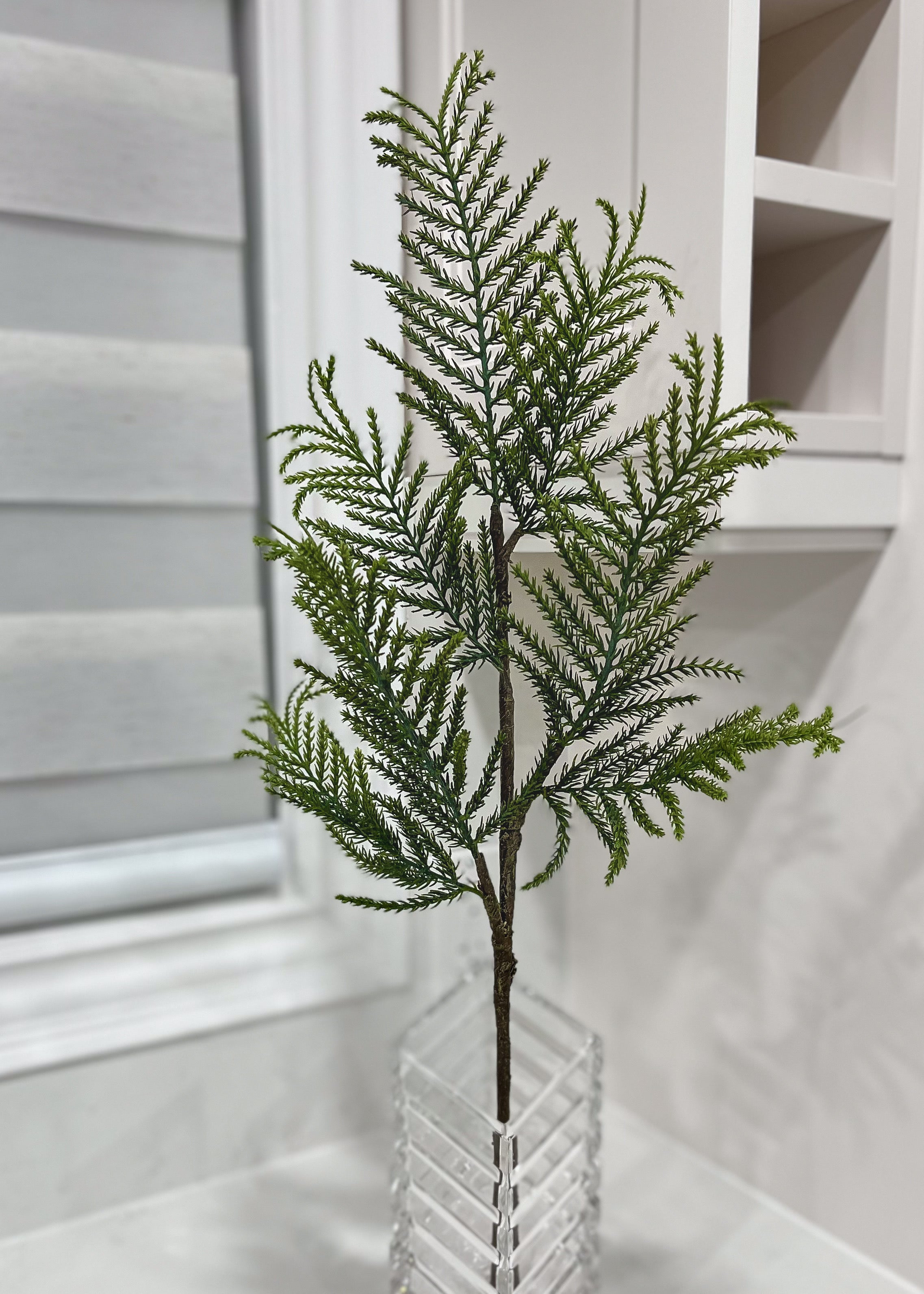 ITEM 81693 - 24" FRESH TOUCH CYPRESS SPRAY