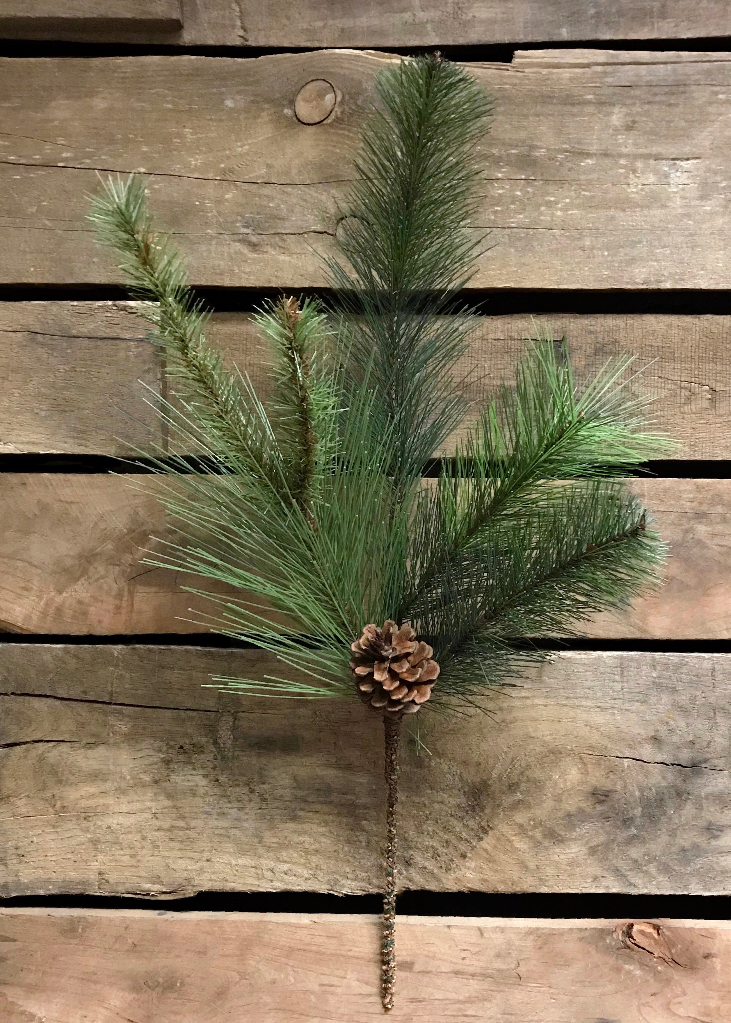 ITEM 81738 - 20" PINE MIXED / CONE PICK