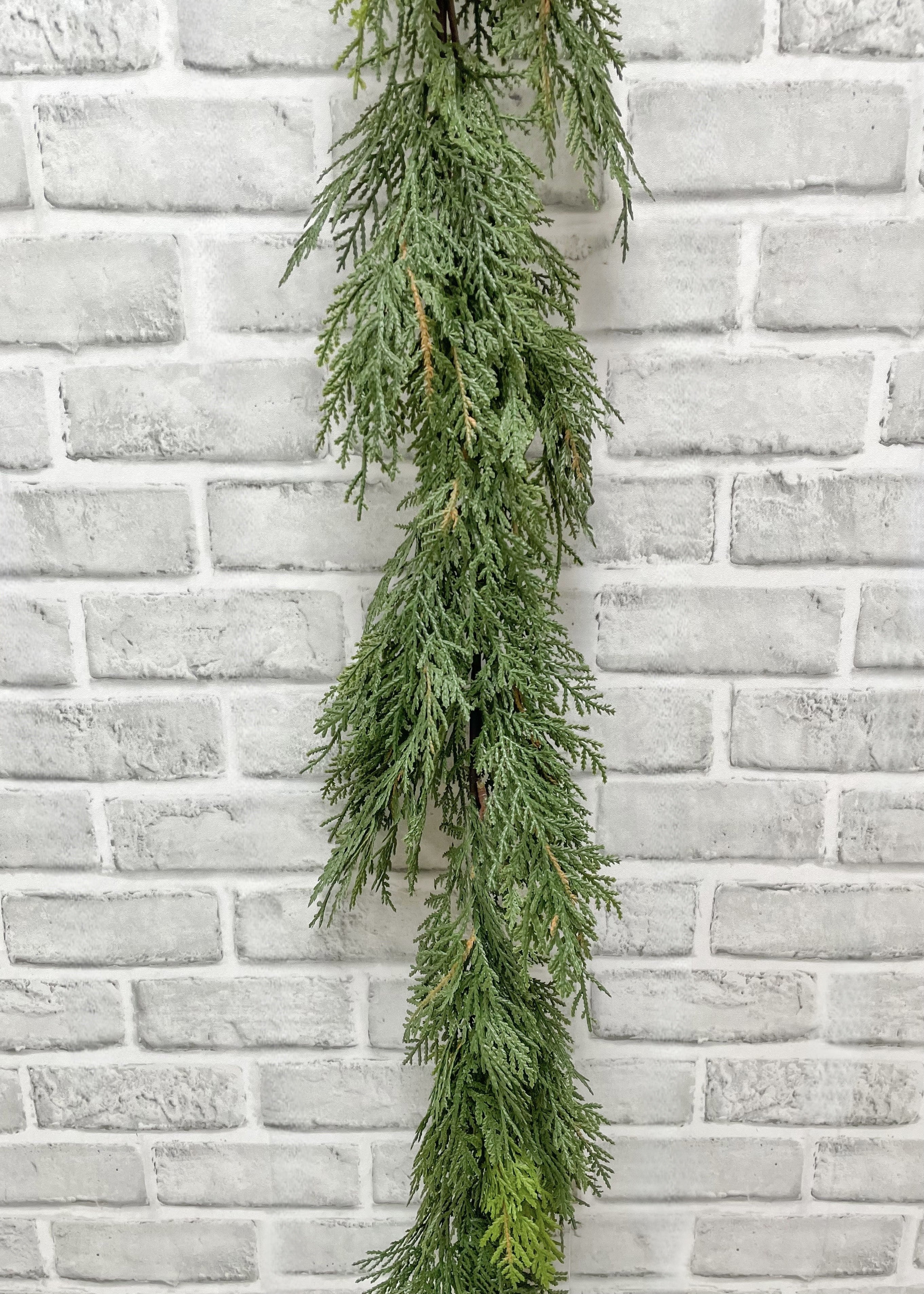 ITEM 81849 - 72" FRESH TOUCH NORTHERN WHITE CEDAR GARLAND