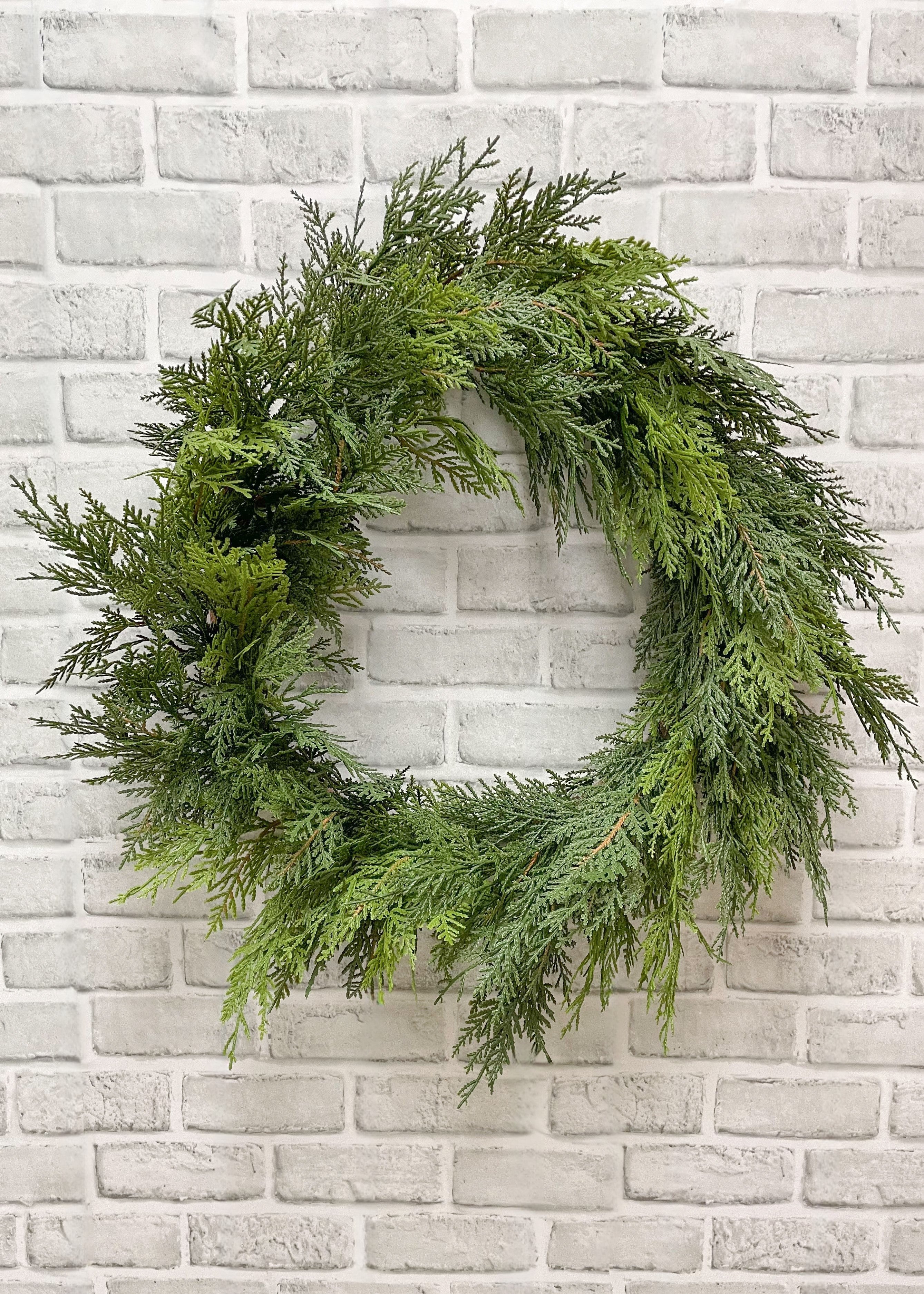 ITEM 81854 - 14.5" IN DIM, 23" OUT DIM, FRESH TOUCH NORTHERN WHITE CEDAR WREATH