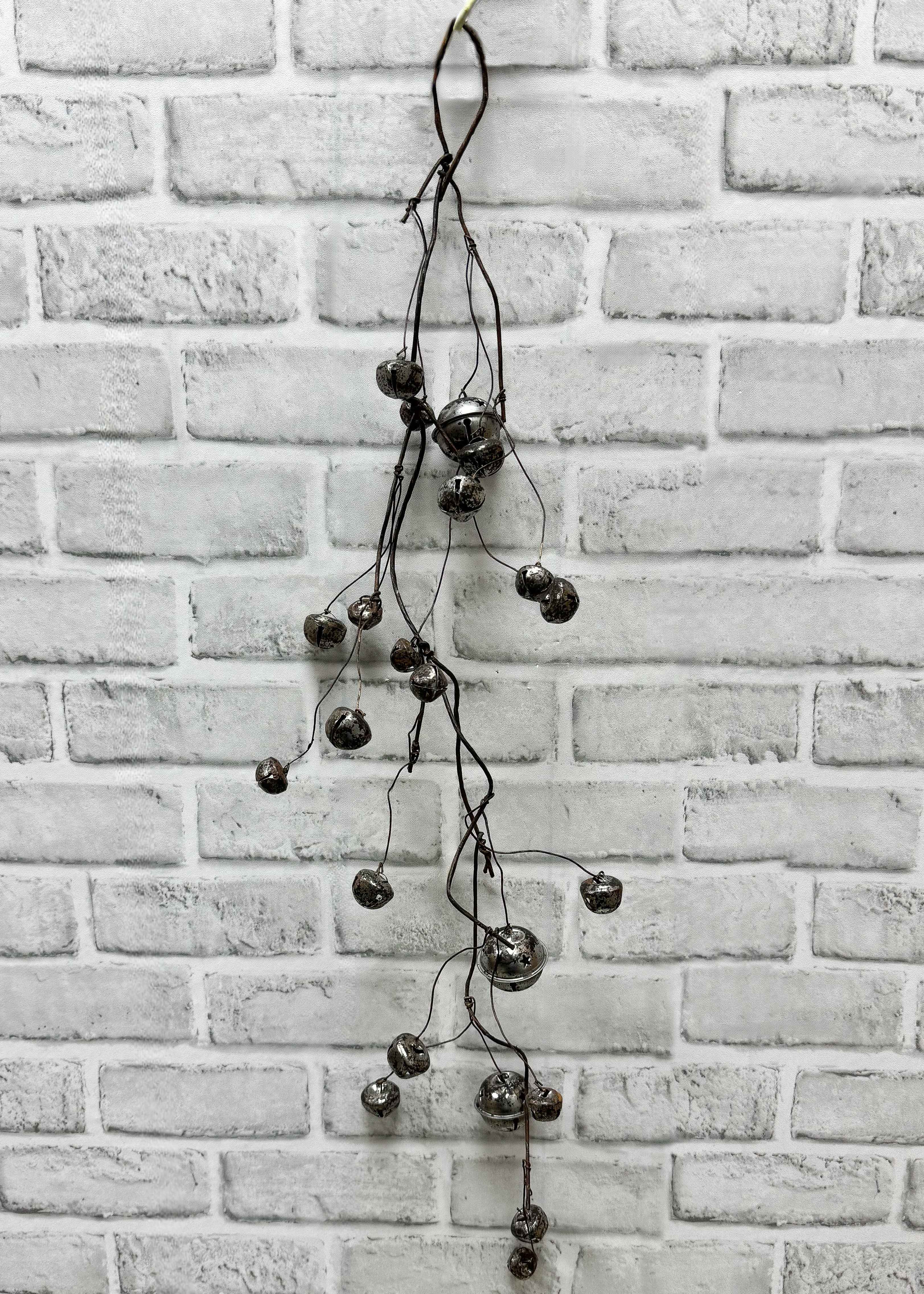 ITEM 81977 PEWTER - 31" MATT PEWTER JINGLE BELL GARLAND