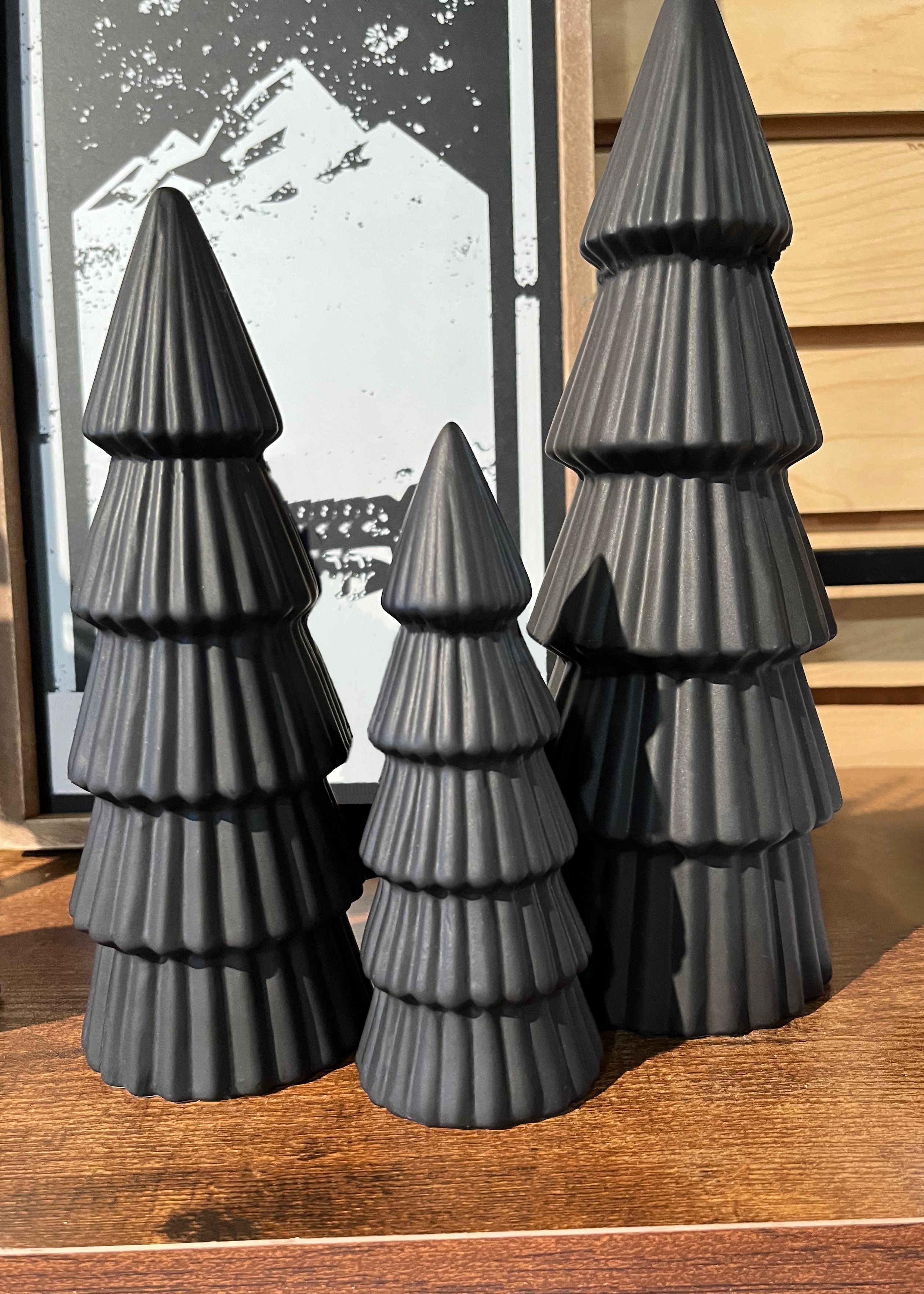ITEM KOP 81823 - 7.75"X3"X2.5" CERAMIC BLACK TREE