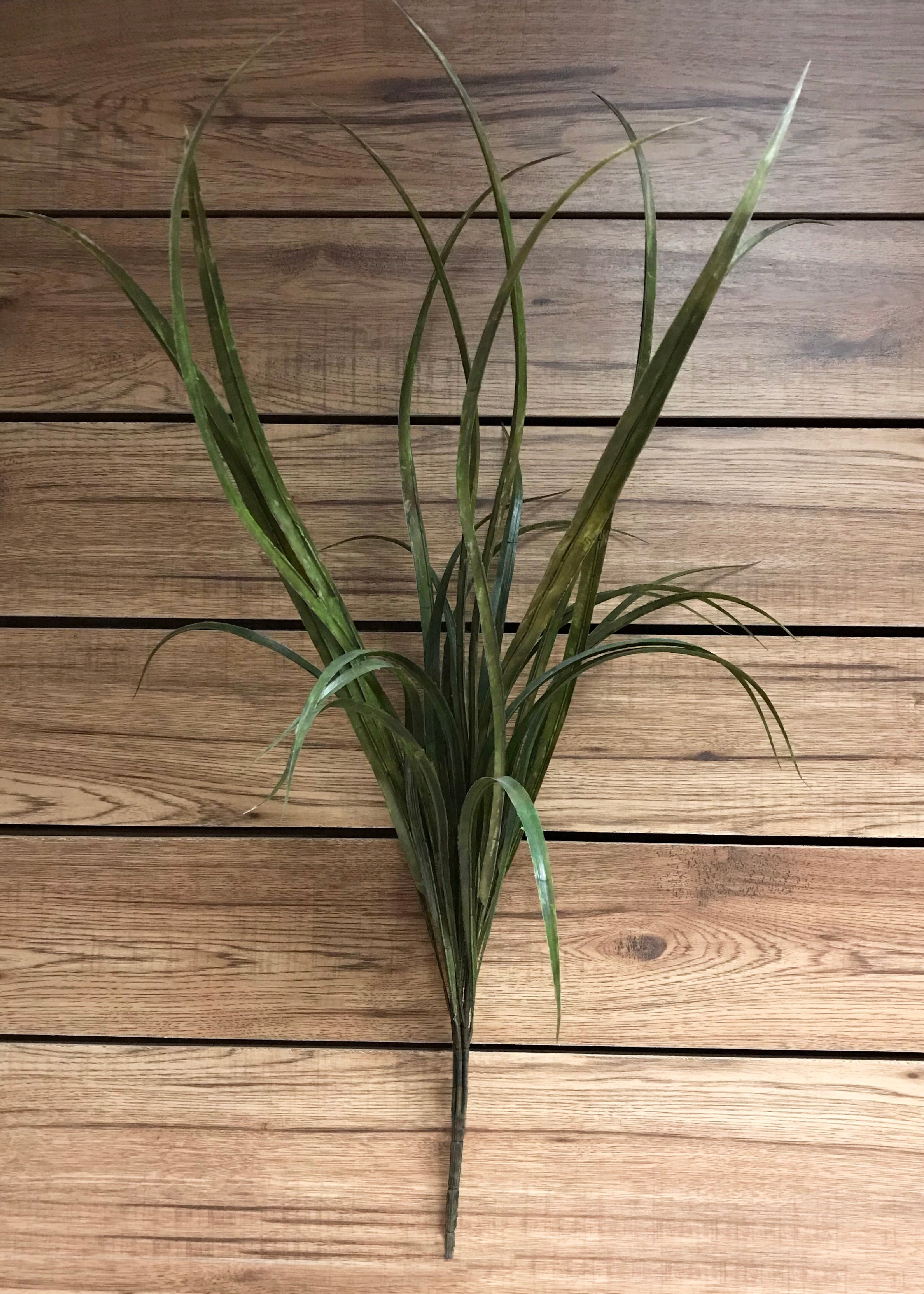 ITEM 11291 GR - 36" GREEN LONG LEAVES BUSH