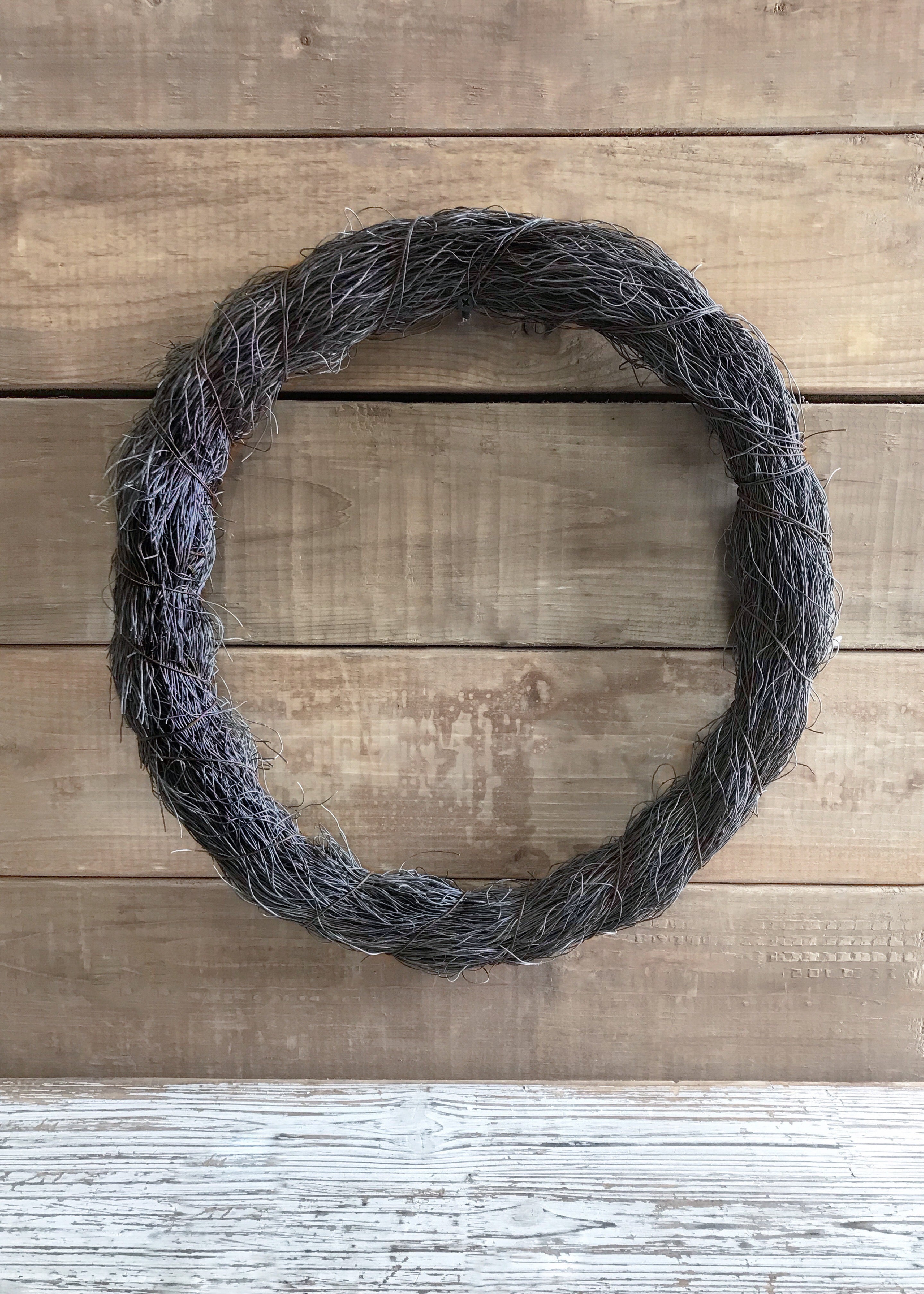 ITEM 11370 - 15" D PLASTIC TWIG BASE