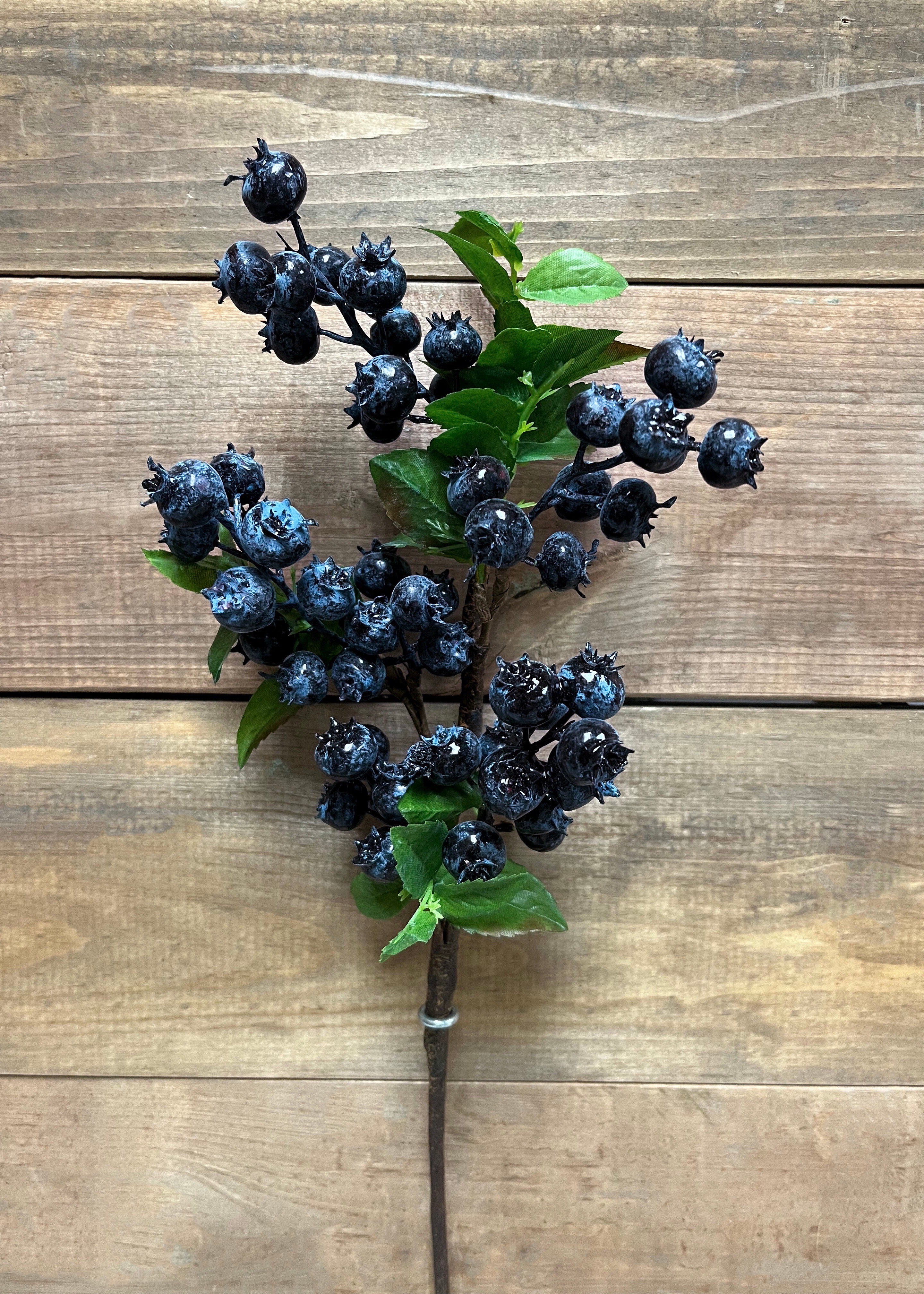 ITEM 11435 - 20" BLUEBERRY SPRAY