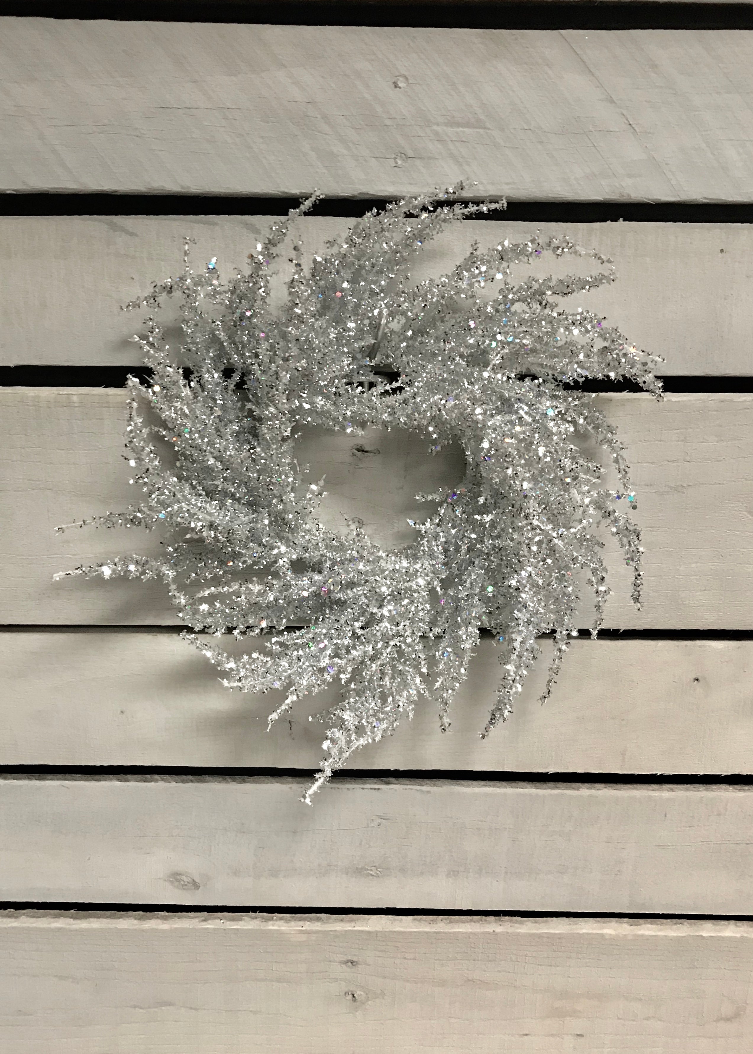 ITEM 81372 - 3" INSIDE DIM, 10" OUTSIDE DIM SILVER ATLANTIC PINE CANDLE RING