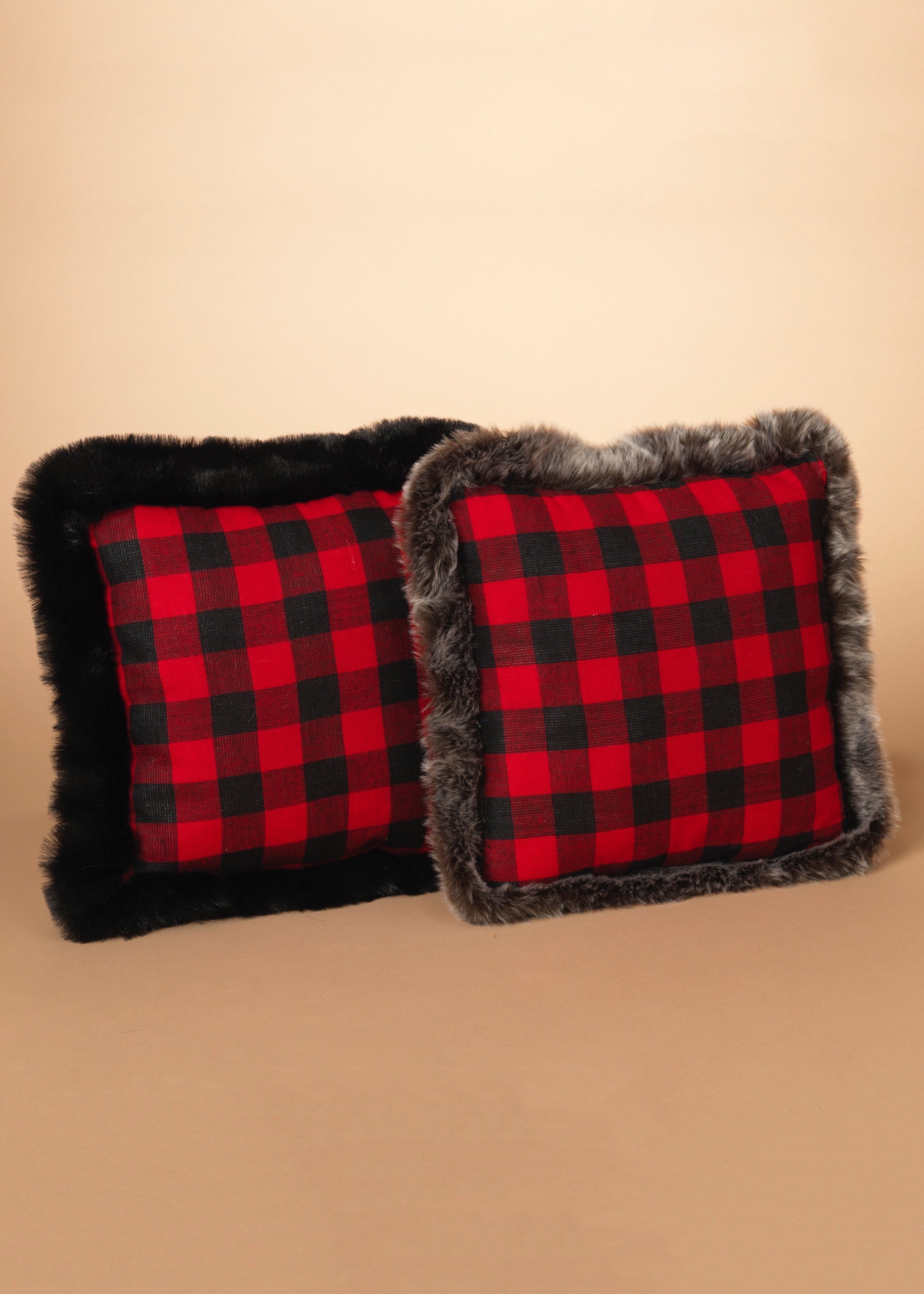 ITEM G2429730 - 16"L FABRIC PLAID HOLIDAY PILLOW