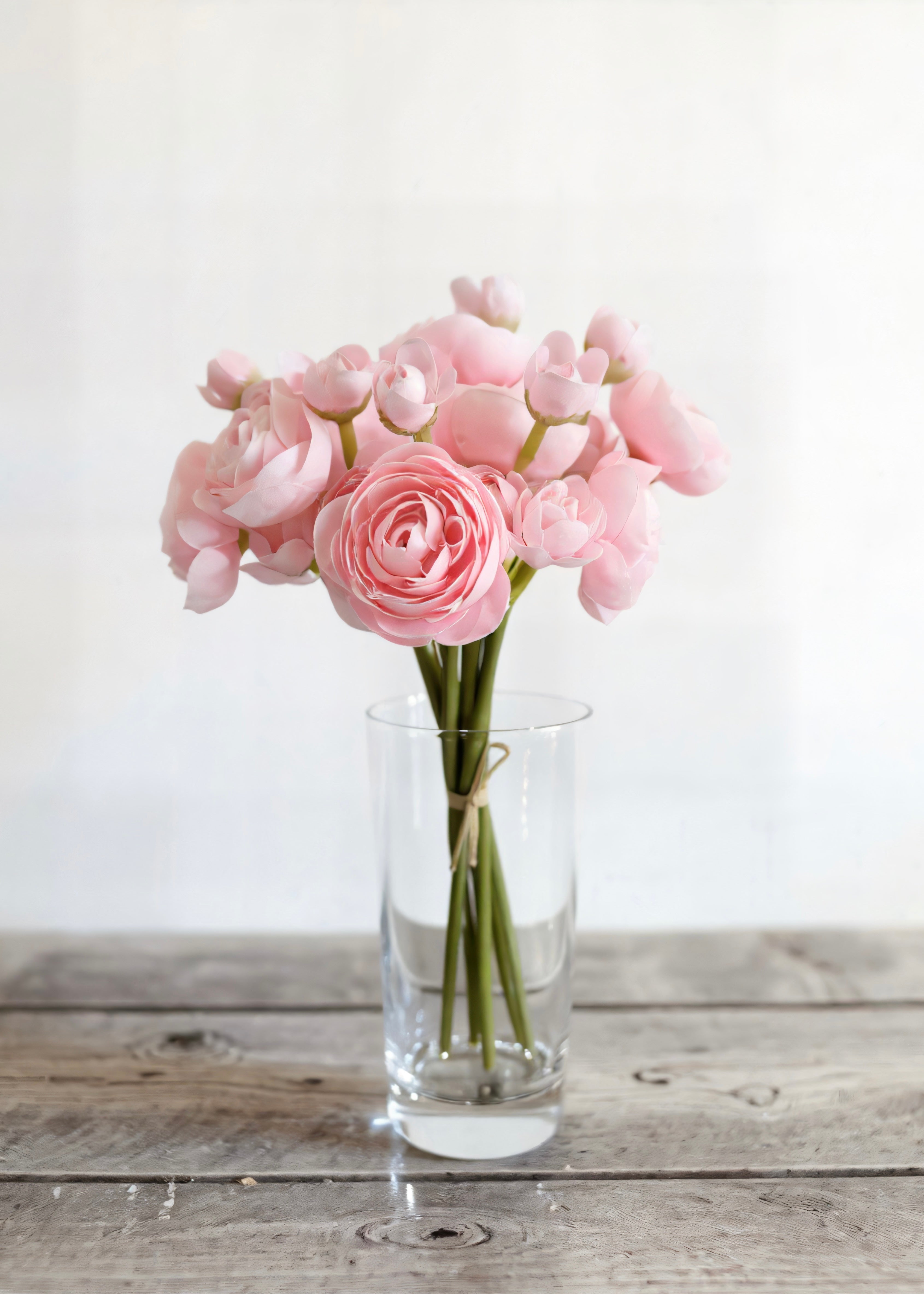 ITEM 00972 LTPK - 11" LIGHT PINK RANUNCULUS - 6 STEMS PER BUNDLE