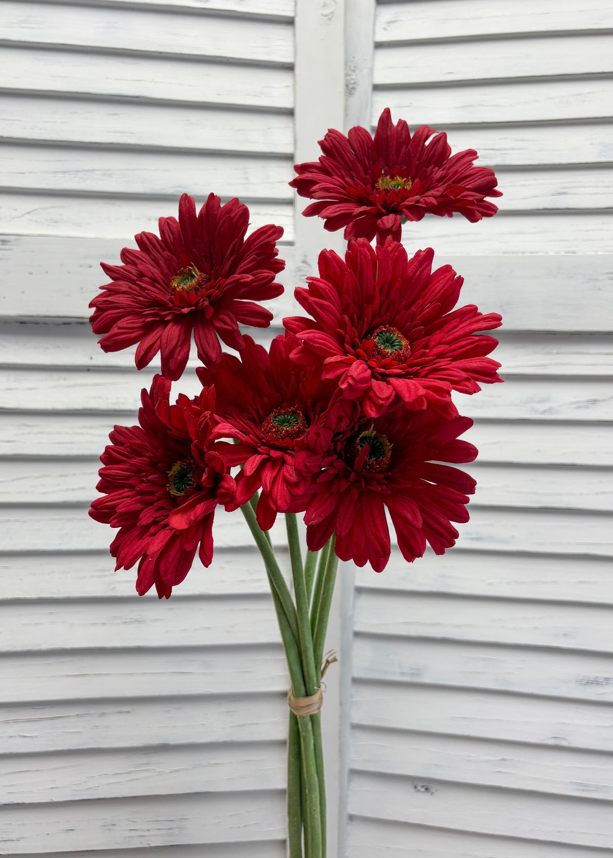 ITEM 00984 RED - 25" RED FRESH TOUCH SINGLE GERBERA STEM BUNDLE - 6 PER BUNDLE
