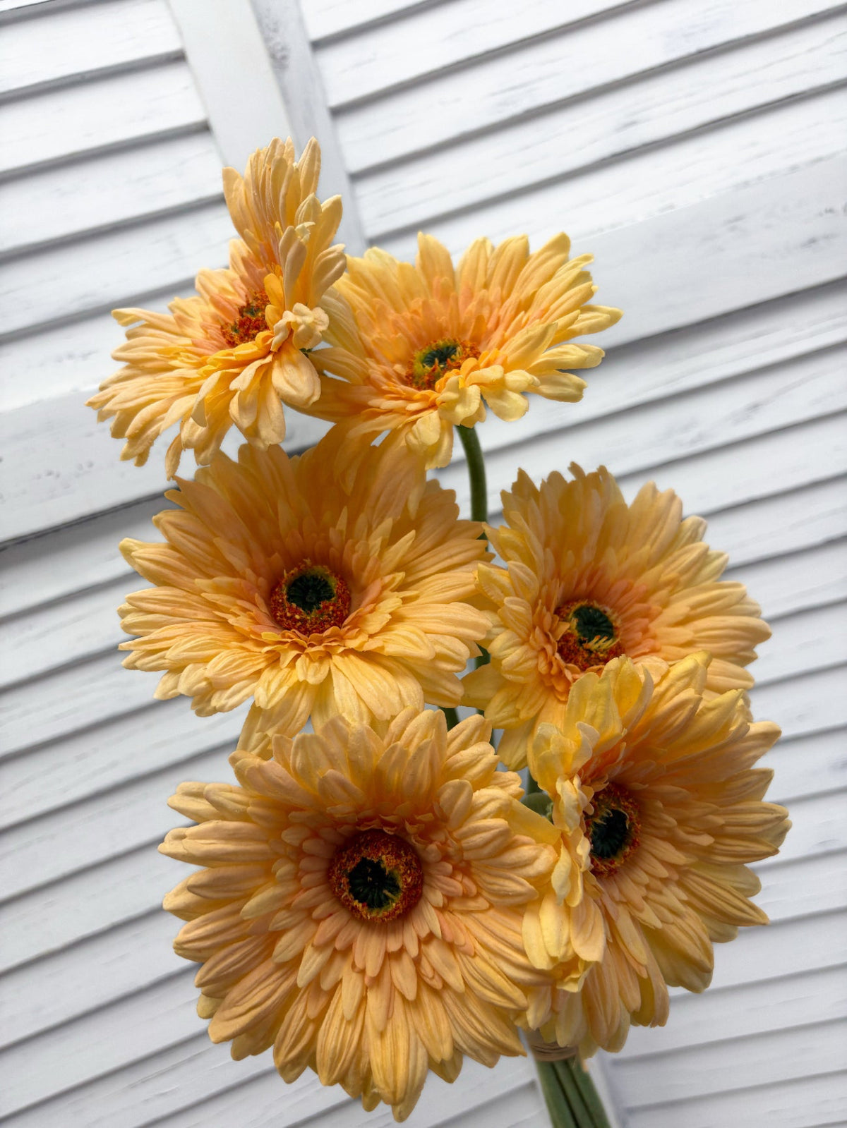 ITEM 00984 Y - 25" YELLOW FRESH TOUCH SINGLE GERBERA BUNDLE - 6 PER BUNDLE