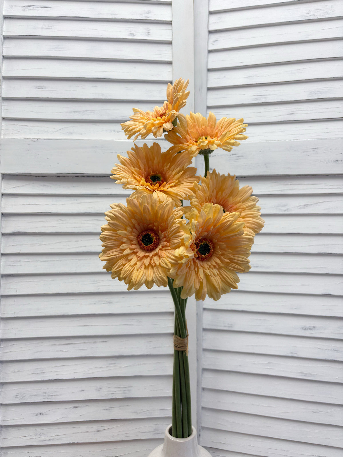 ITEM 00984 Y - 25" YELLOW FRESH TOUCH SINGLE GERBERA BUNDLE - 6 PER BUNDLE