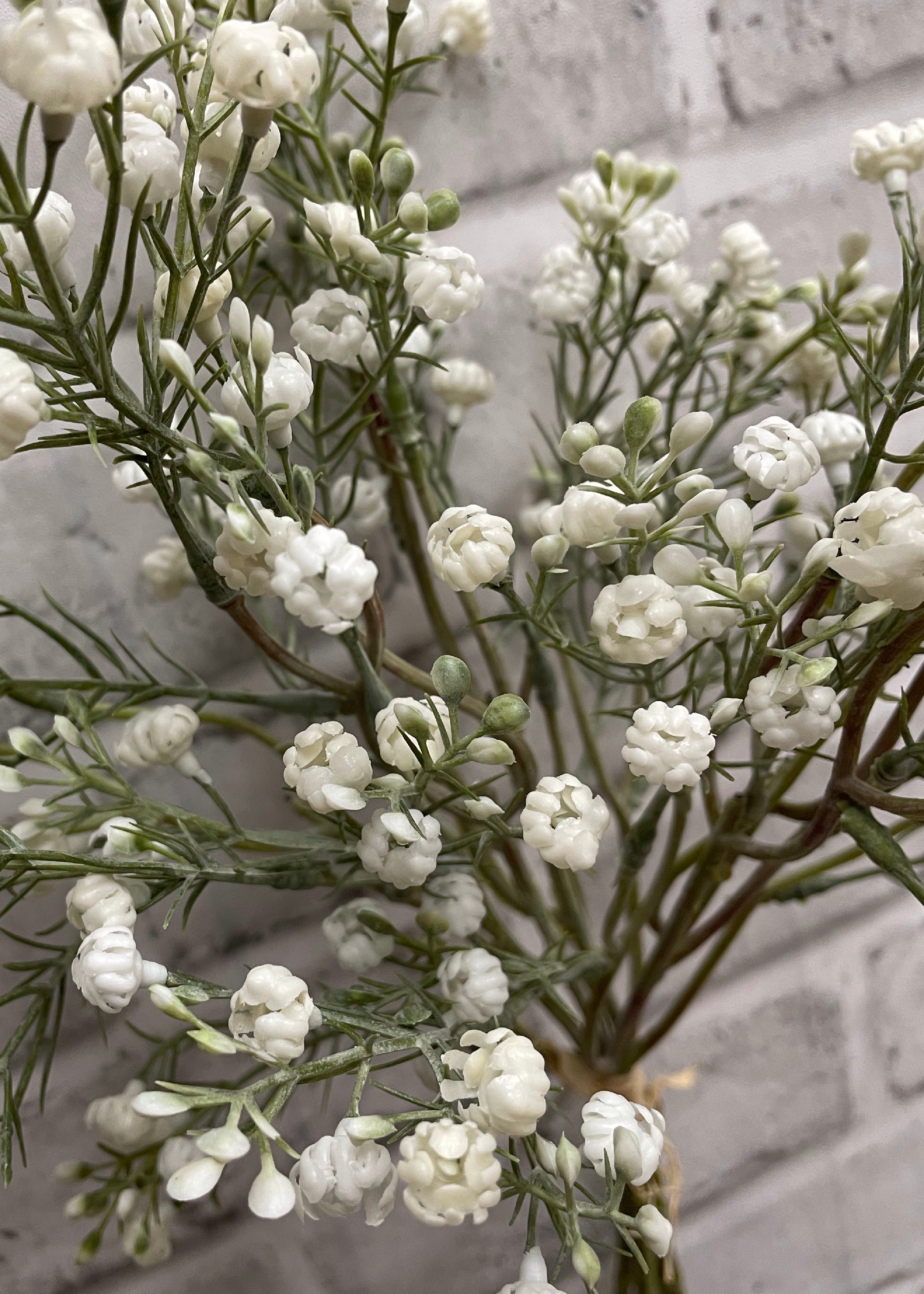 ITEM 00993 W - 14" WHITE BABY'S BREATH BUNDLE X 5