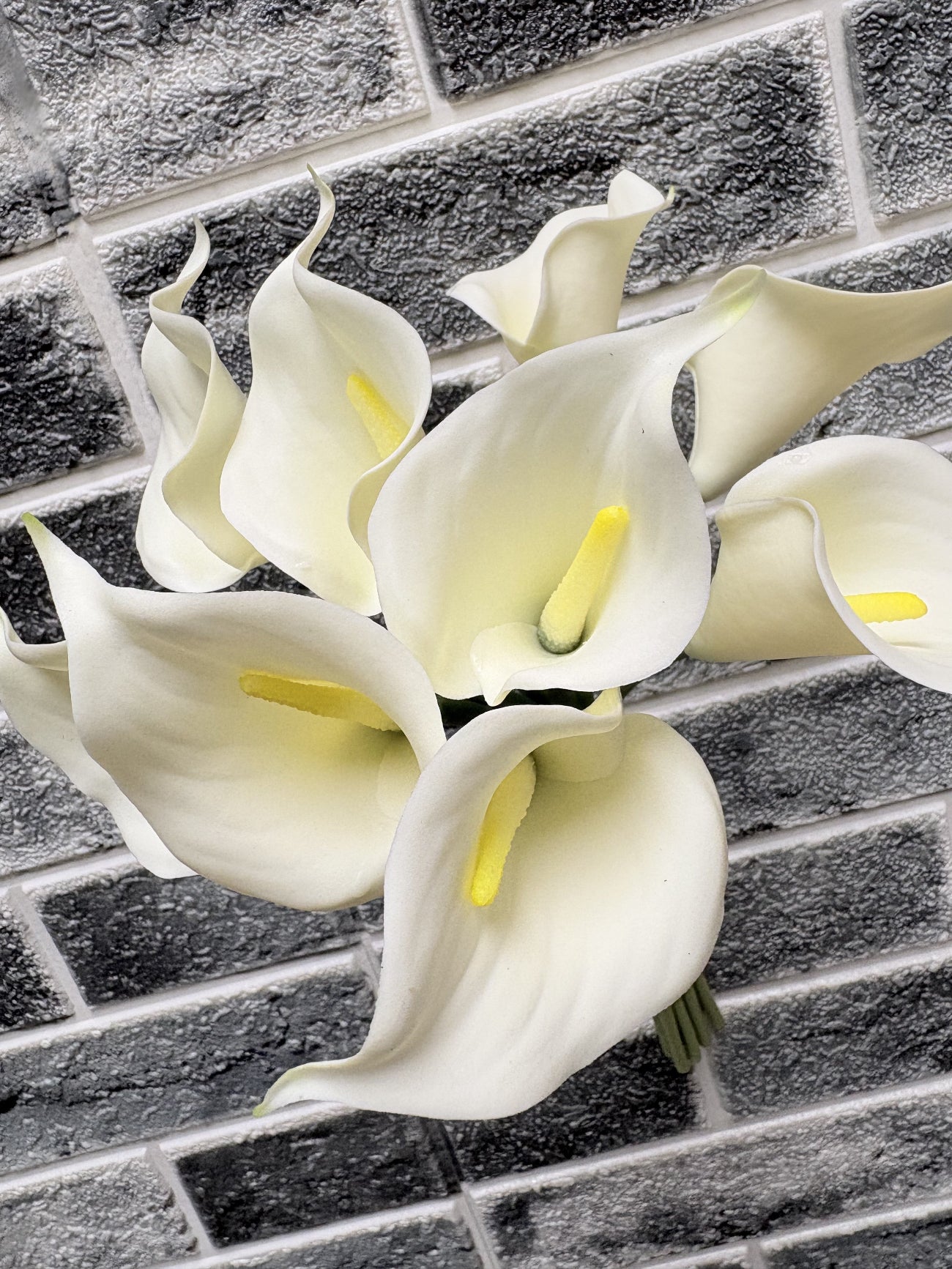 ITEM 00999 W - 14" FRESH TOUCH CALLA LILY BUNDLE WITH 9 HEADS