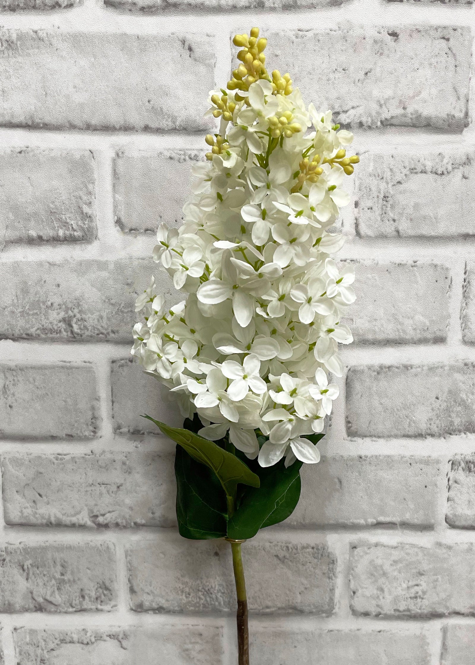 ITEM 01000 W - 32" WHITE LILAC SPRAY