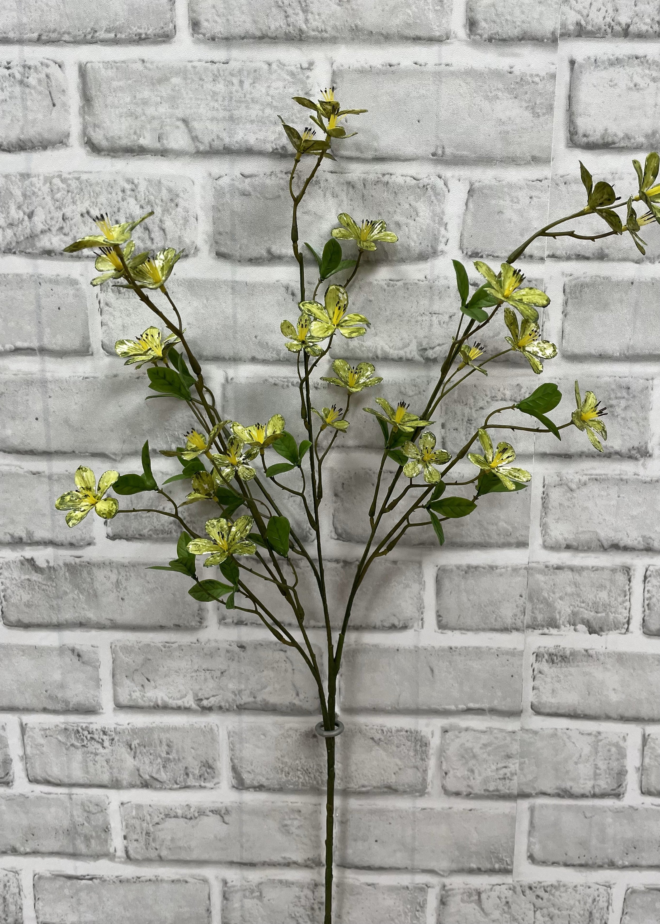 ITEM 01011 GR - 27" GREEN PLUM FLOWER STEM