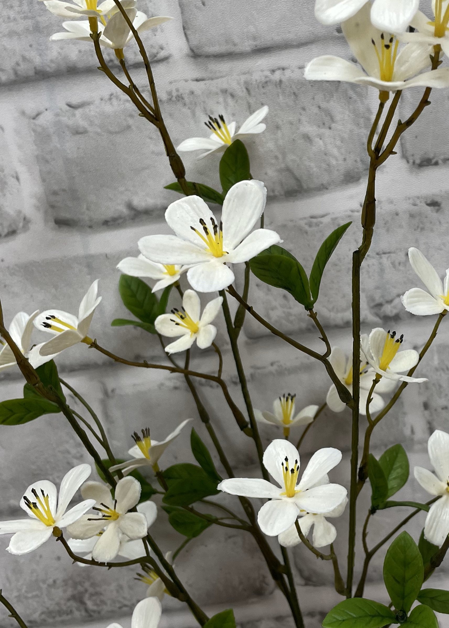 ITEM 01011 W - 27" WHITE PLUM FLOWER STEM