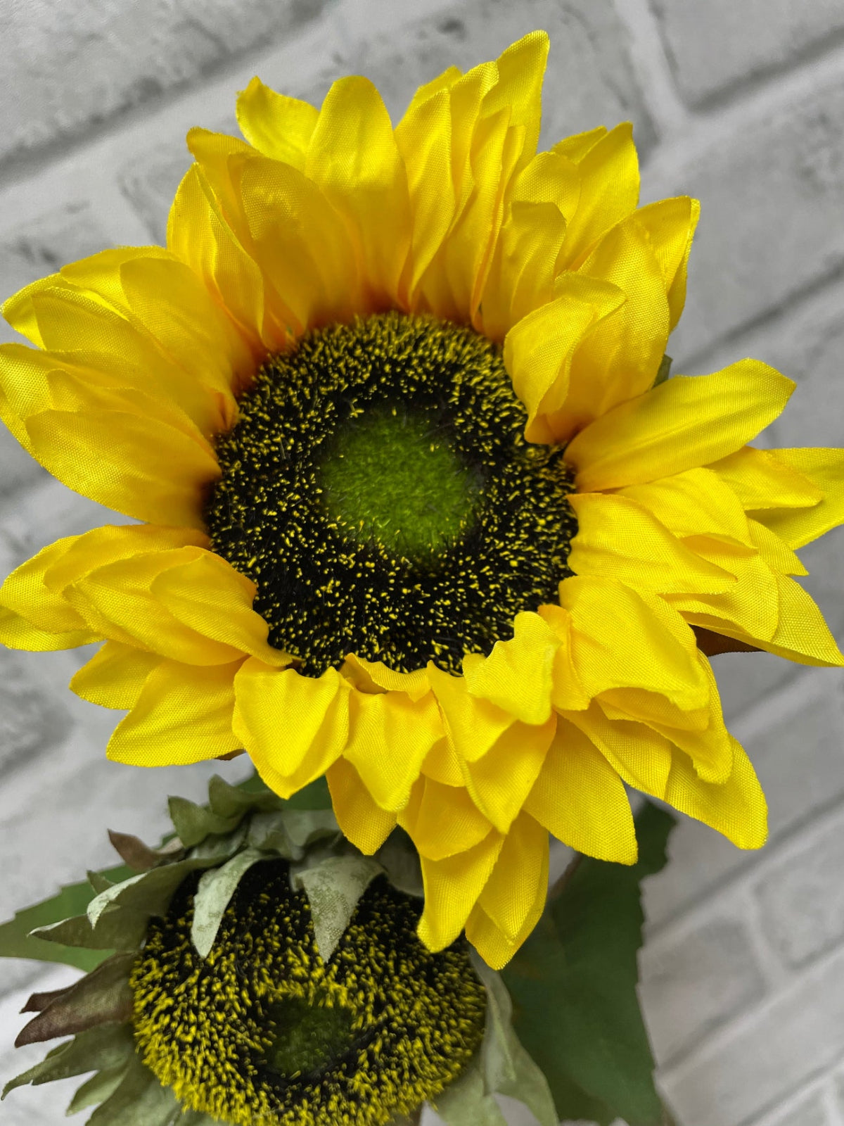 ITEM 01038 Y - 27" YELLOW SUNFLOWER SPRAY