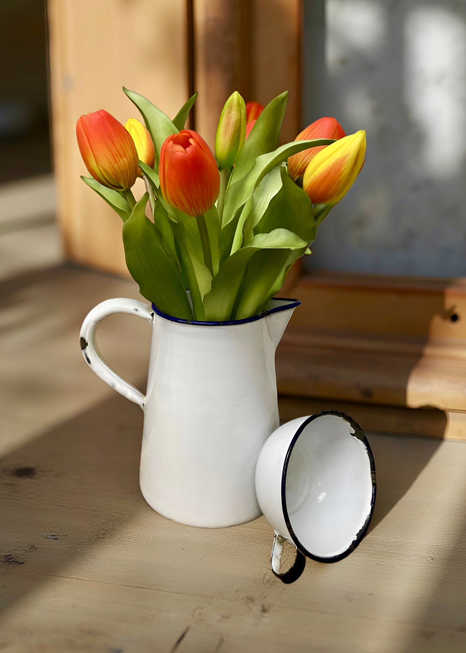 ITEM 10170 O - 12" ORANGE FRESH TOUCH DYNASTY TULIP BUNDLE (4 FLOWERS & 3 BUDS TO A BUNDLE)