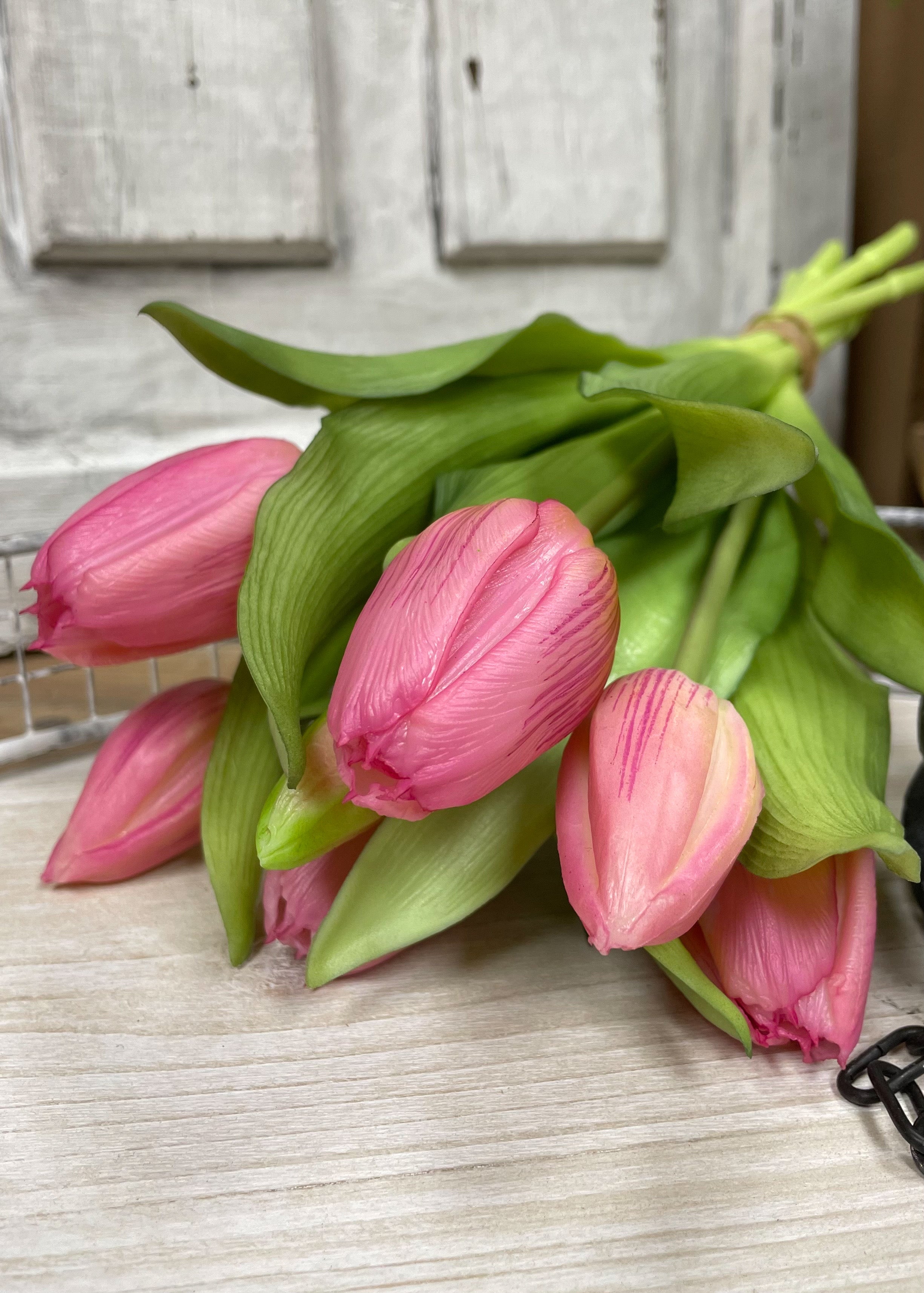 ITEM 10194 DEEP BLUSH - 12" FRESH TOUCH DEEP BLUSH PINK FORMOSA TULIP BUNDLE (4 FLOWERS & 3 BUDS TO A BUNDLE)