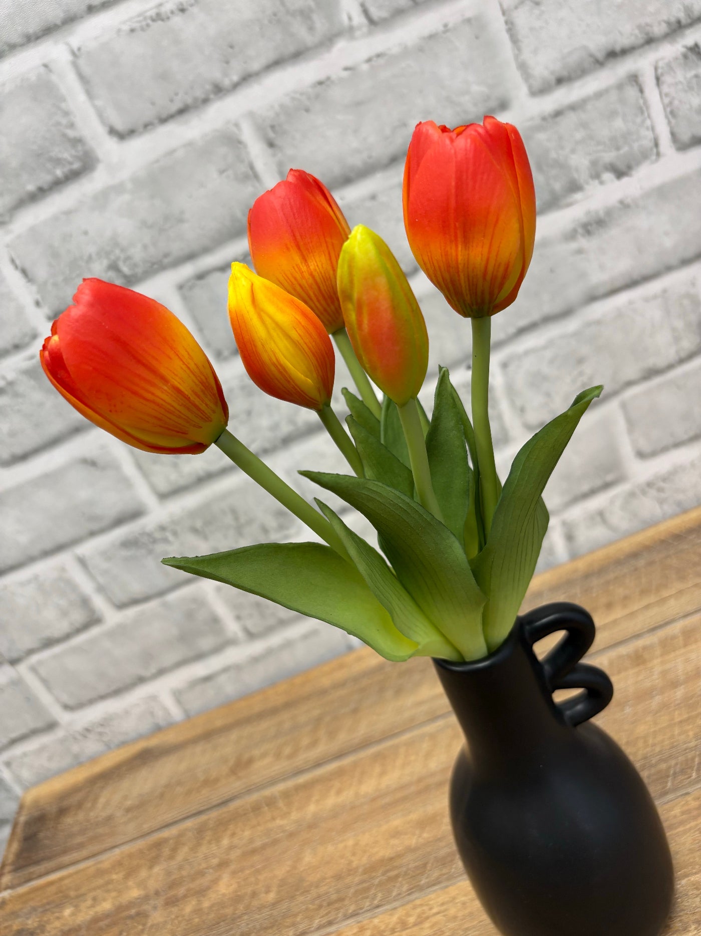 ITEM 10209 O - 9.5" FRESH TOUCH MINI DYNASTY ORANGE TULIP BUNDLE (3 HEADS, 2 BUDS)