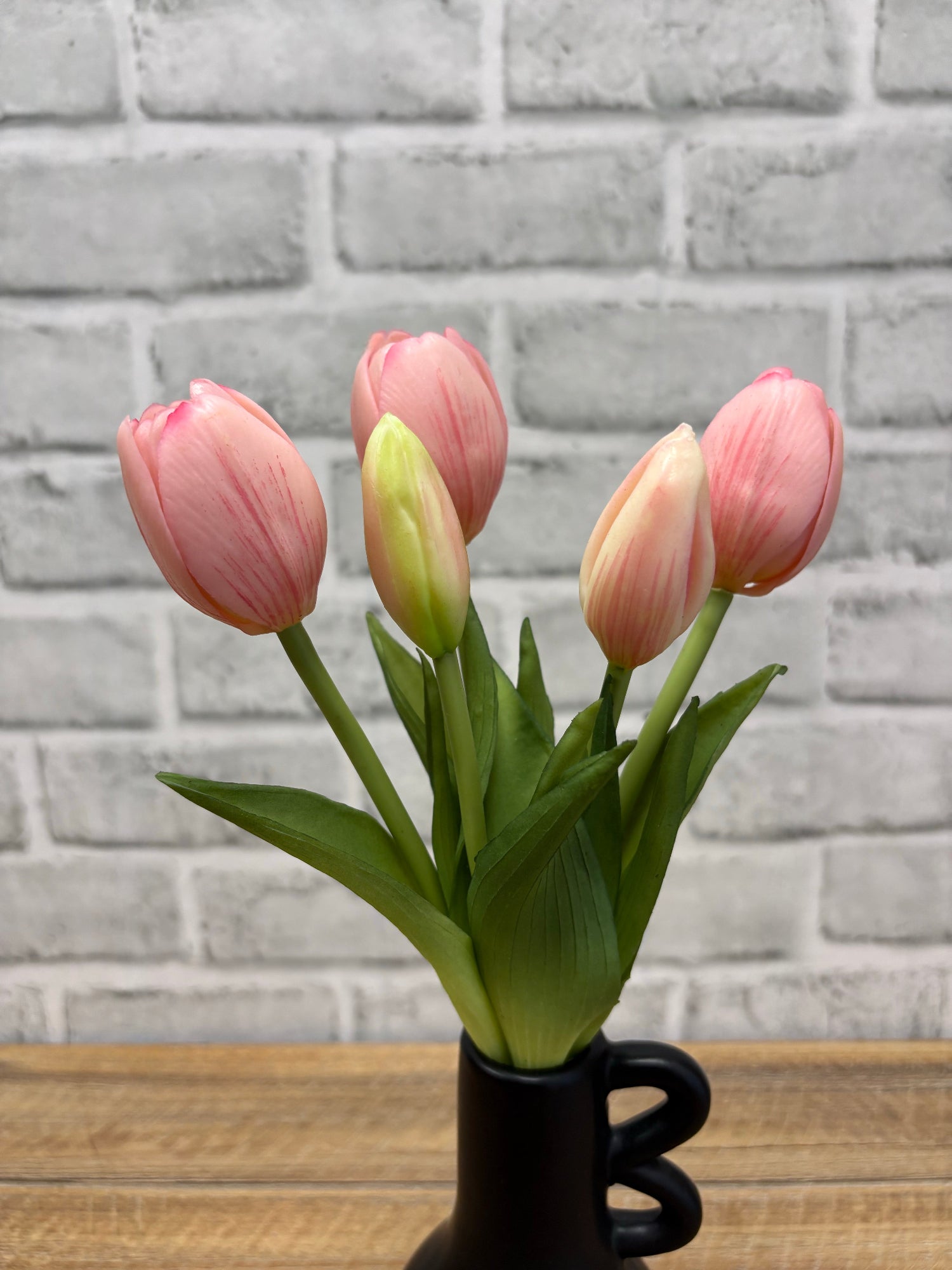 ITEM 10209 PK - 9.5" FRESH TOUCH MINI DYNASTY LAVENDER WHITE TULIP BUNDLE (3 HEADS, 2 BUDS)
