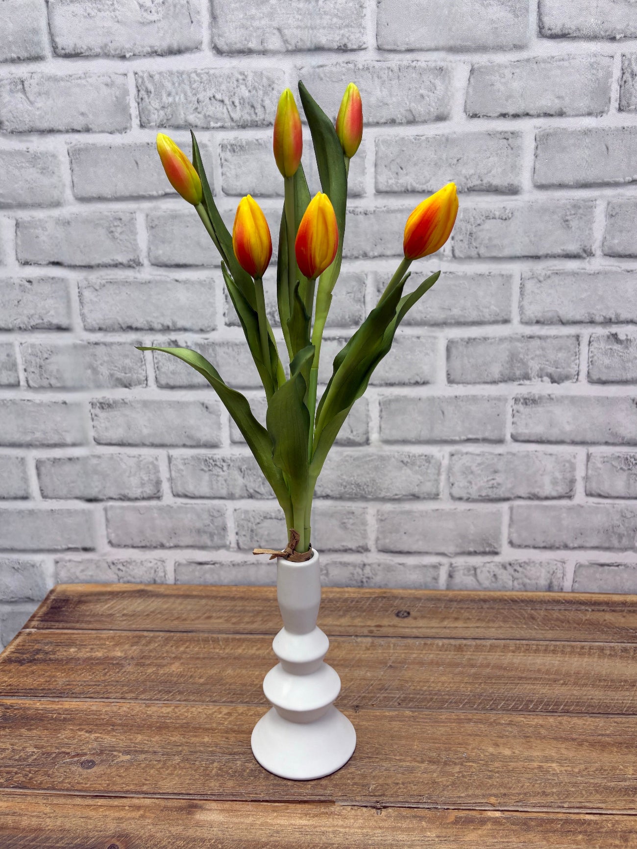 ITEM 10210 O - 18.5" FRESH TOUCH ORANGE TULIP BUD BUNDLE WITH 6 BUDS