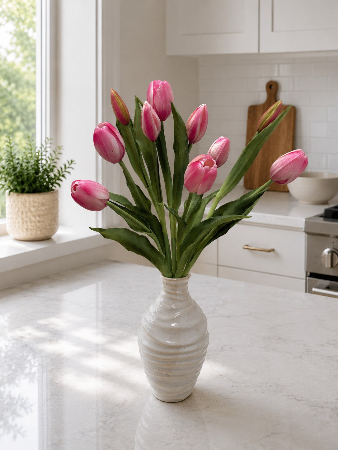 ITEM 10211 COTTON - 18.5" FRESH TOUCH DYNASTY COTTON CANDY TULIP BUNDLE (6 FLOWERS, 4 BUDS)
