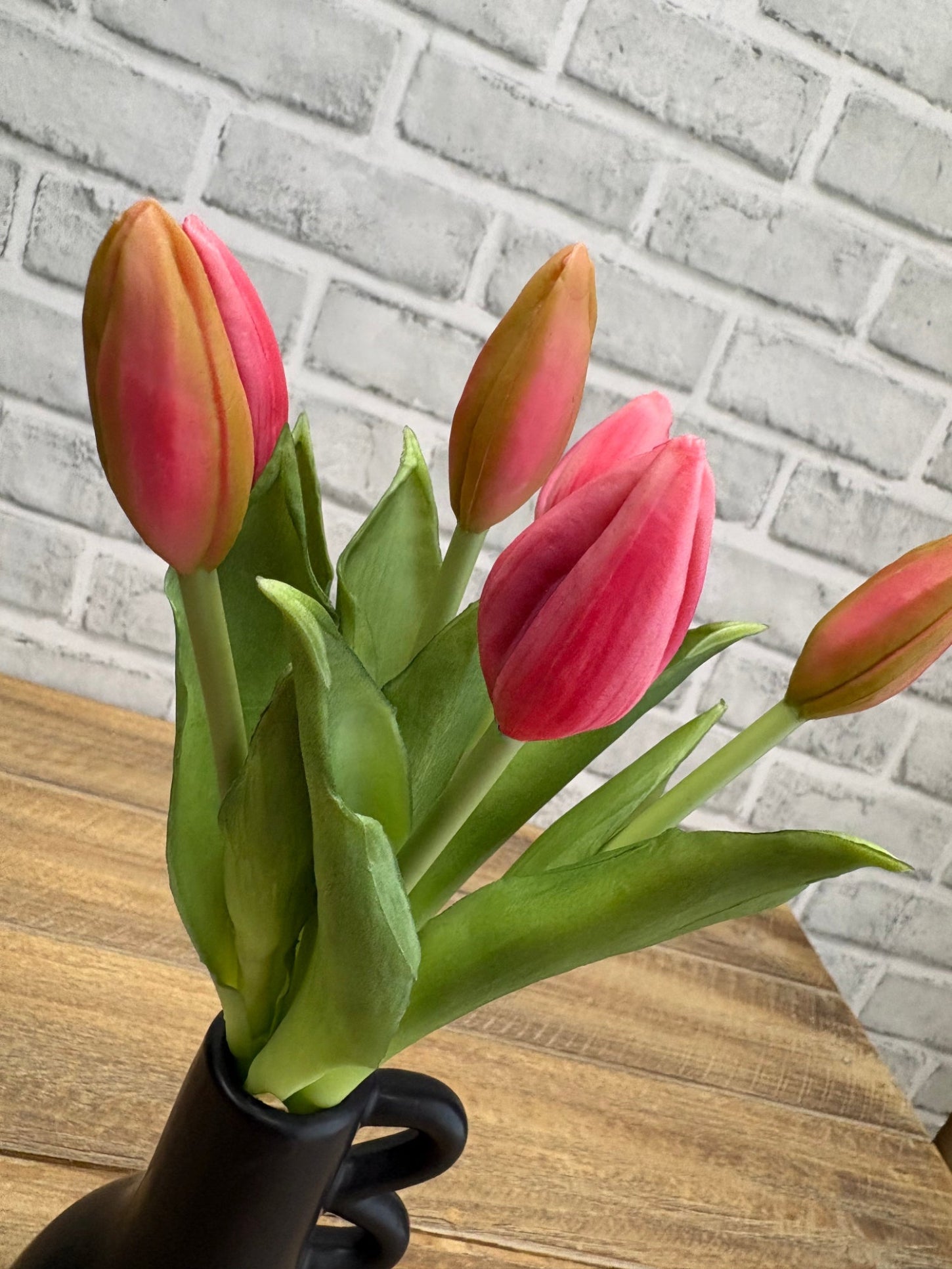 ITEM 10212 ROSE - 11" FRESH TOUCH MINI ROSE TULIP BUD BUNDLE WITH 6 BUDS