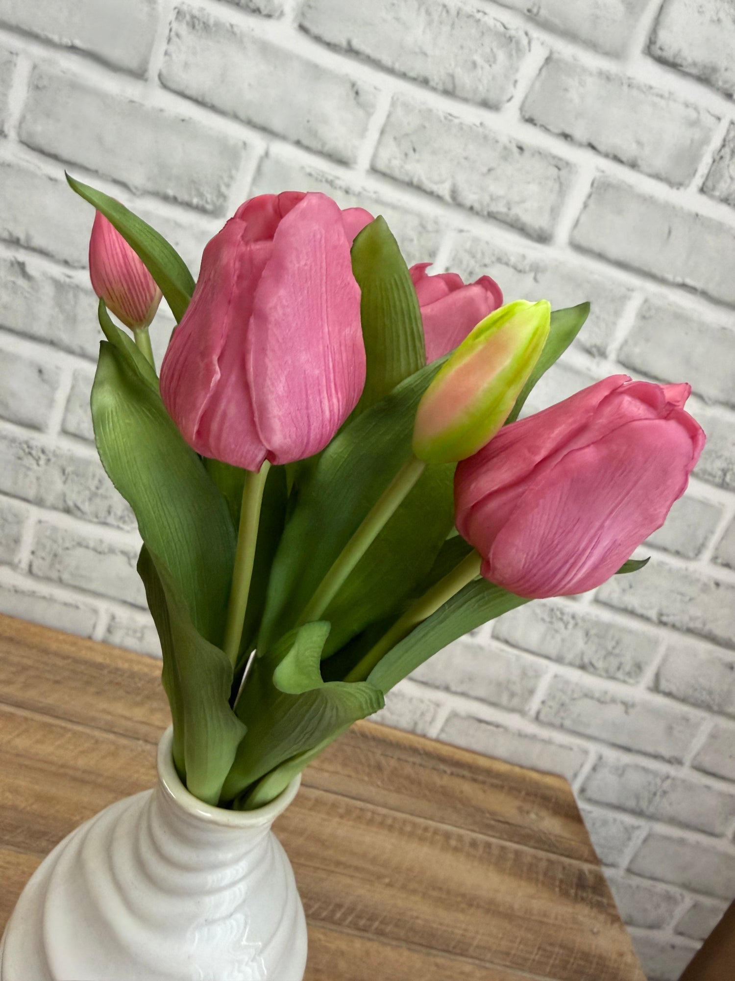 ITEM 10213 DEEPBLUSH - 12" FRESH TOUCH FRENCH DEEP BLUSH TULIP BUNDLE (4 FLOWERS & 3 BUDS TO A BUNDLE)