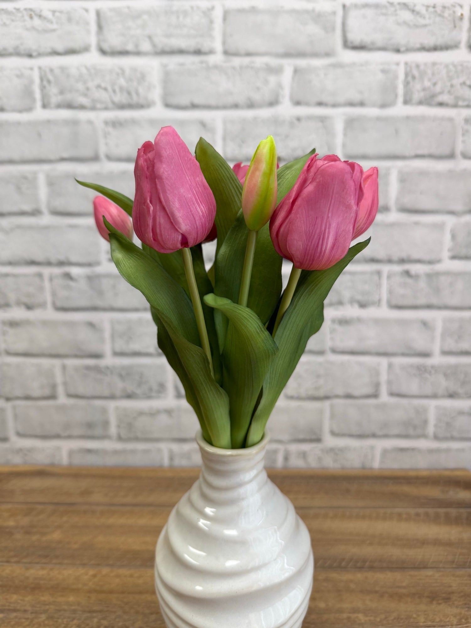 ITEM 10213 DEEPBLUSH - 12" FRESH TOUCH FRENCH DEEP BLUSH TULIP BUNDLE (4 FLOWERS & 3 BUDS TO A BUNDLE)