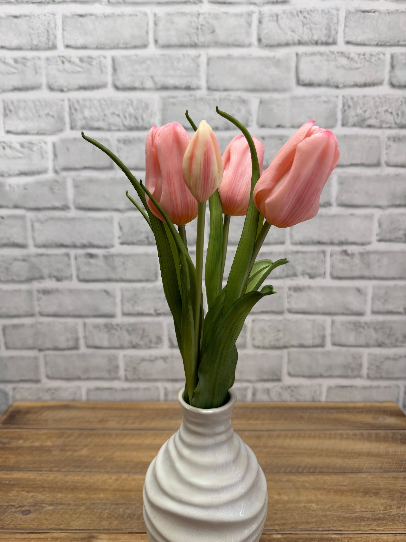 ITEM 10215 PK - 16" PINK FRESH TOUCH TRIUMPH TULIP BUNDLE WITH 3 HEADS & 2 BUDS