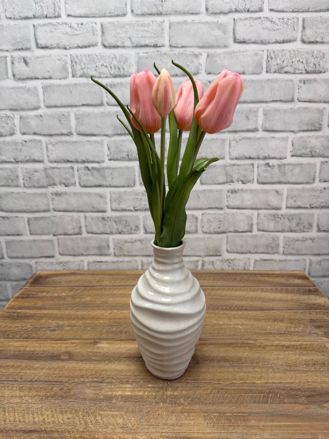 ITEM 10215 PK - 16" PINK FRESH TOUCH TRIUMPH TULIP BUNDLE WITH 3 HEADS & 2 BUDS