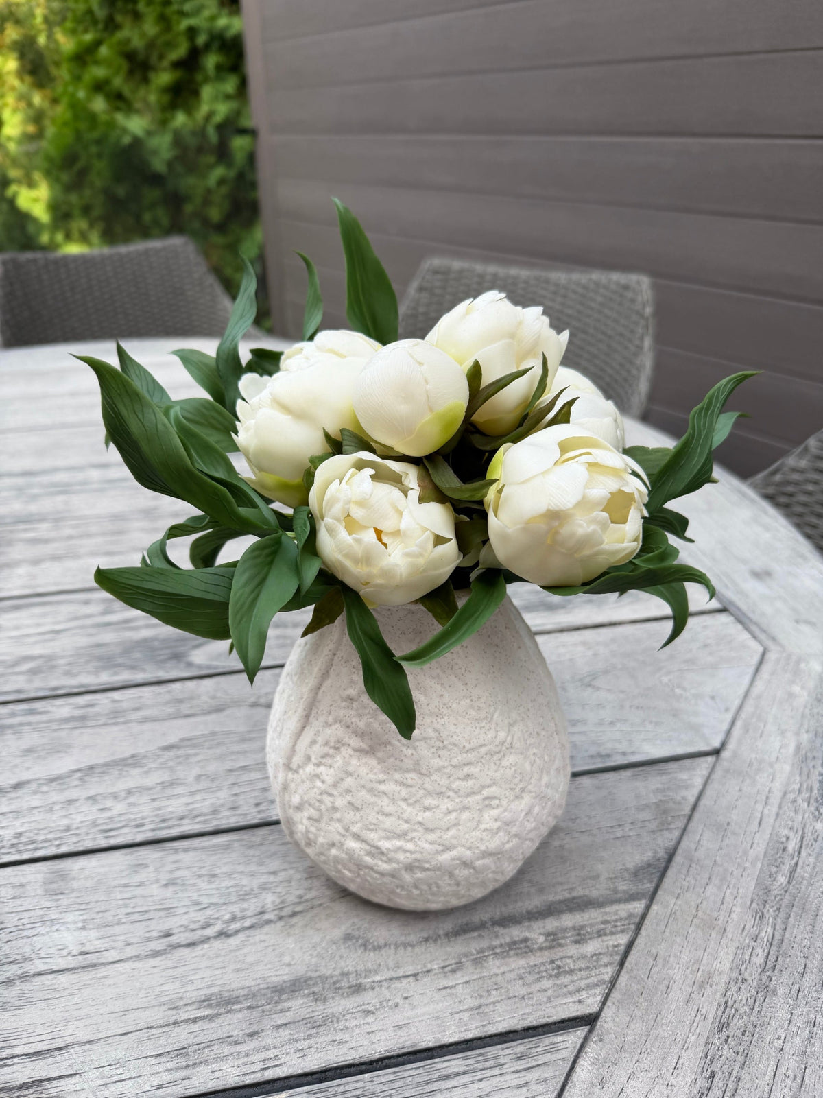 ITEM 10224 W - 8.5" FRESH TOUCH WHITE PEONY BUNDLE WITH 8 MIXED SIZE HEADS
