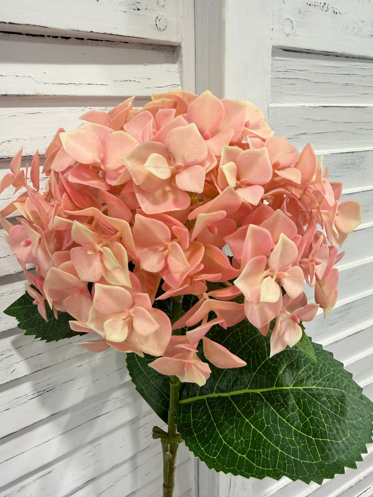 ITEM 10231 PK - 25" PINK FRESH TOUCH UV HYDRANGEA SPRAY