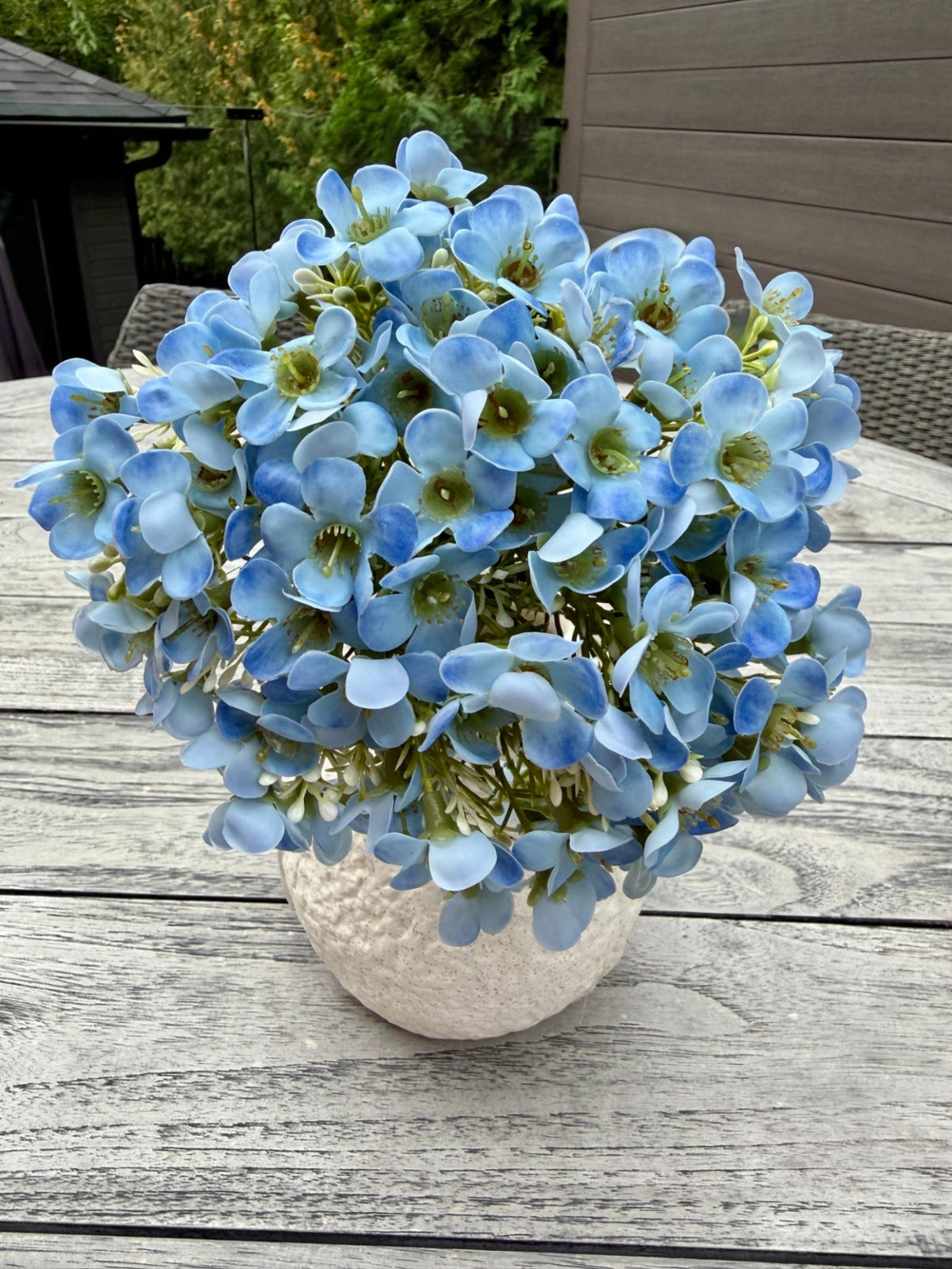 ITEM 10247 BL - 13" BLUE FRESH TOUCH APPLE BLOSSOM BUNDLE WITH 4 STEMS