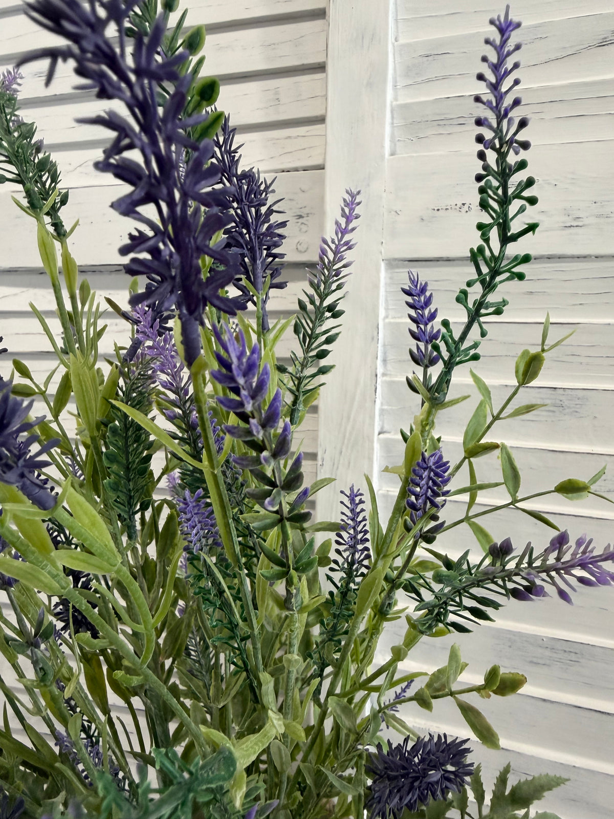 ITEM 10255 - 23.5" UV LAVENDER BUSH