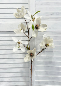 ITEM 10272 W - 33" WHITE FRESH TOUCH MAGNOLIA SPRAY WITH 7 HEADS
