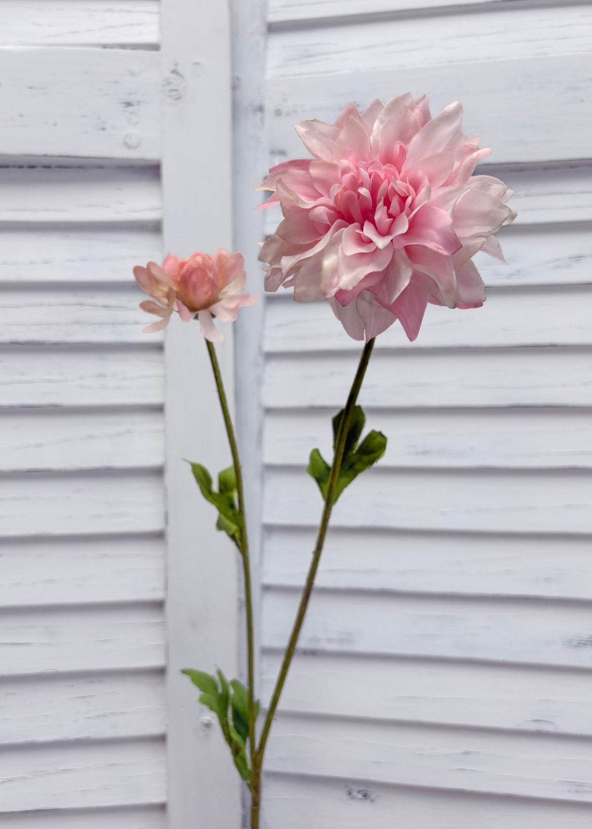 ITEM 10280 PK - 25" PINK FRESH TOUCH DAHLIA STEM WITH 1 BUD