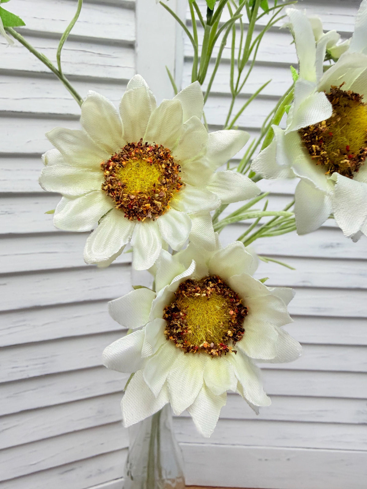 ITEM 10291 W - 25" WHITE MINI SUNFLOWER BUNDLE WITH 3 STEMS