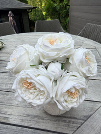 ITEM 10295 W - 11.5" WHITE FRESH TOUCH GARDEN ROSE BUNDLE WITH 6 STEMS