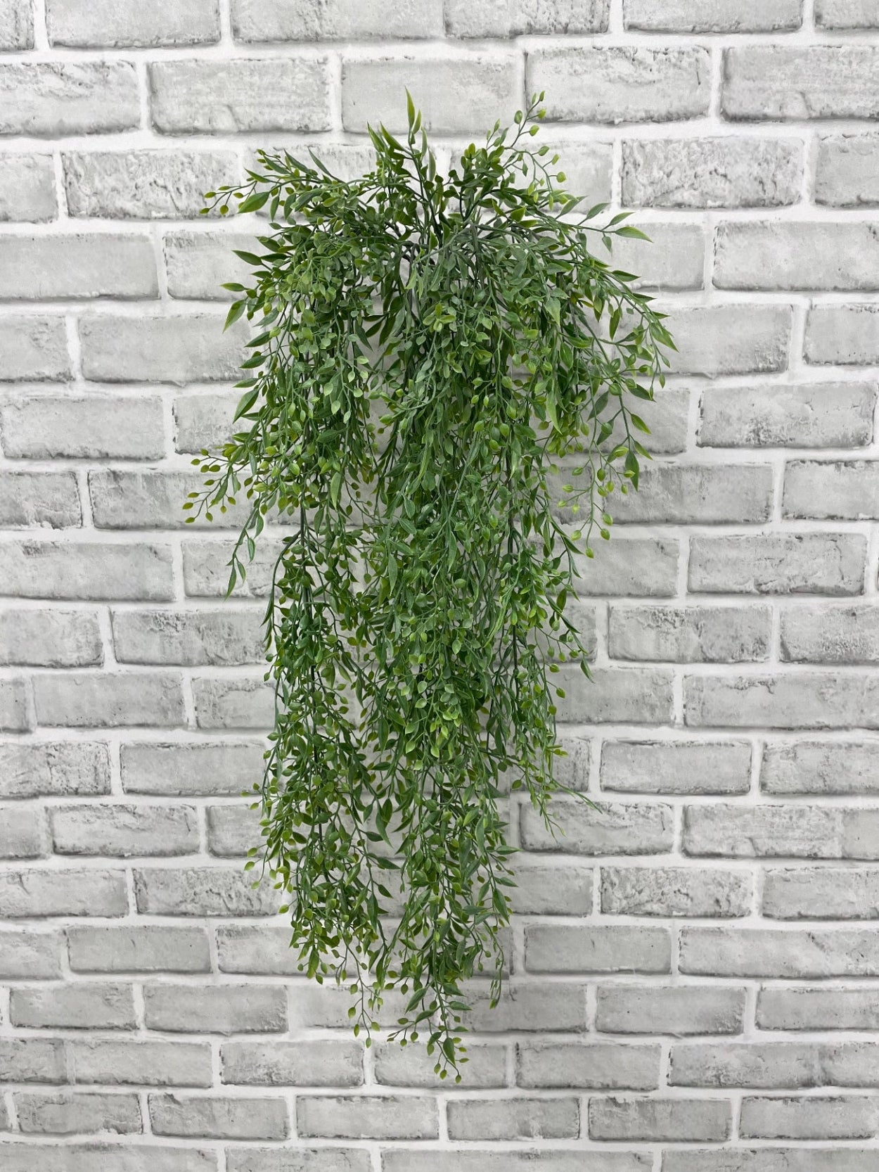 ITEM 11641 GR - 33" GREEN SMILAX MIX HANGING BUSH