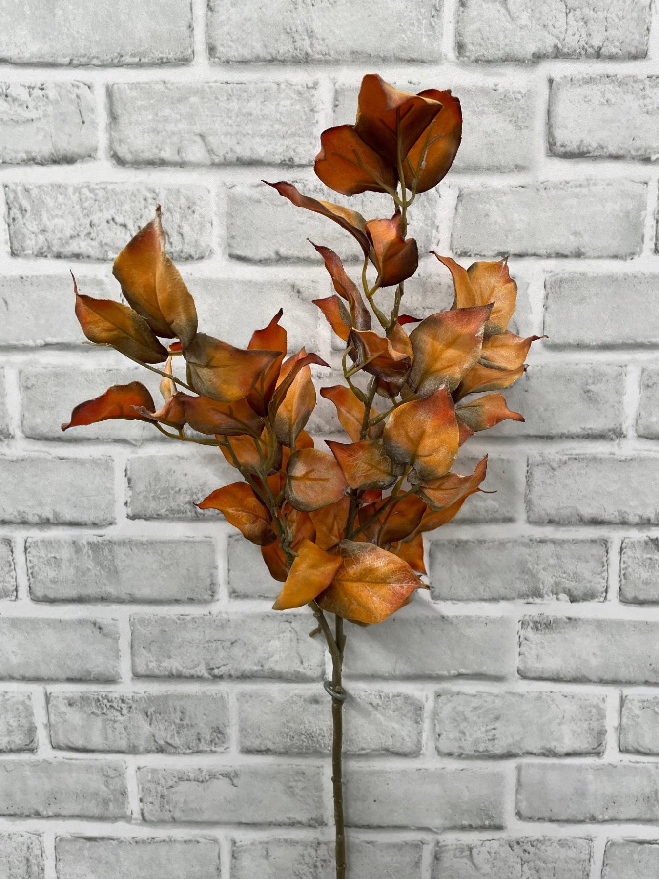 ITEM 11672 FALL - 30" FALL ORANGE DRIED LEAF SPRAY