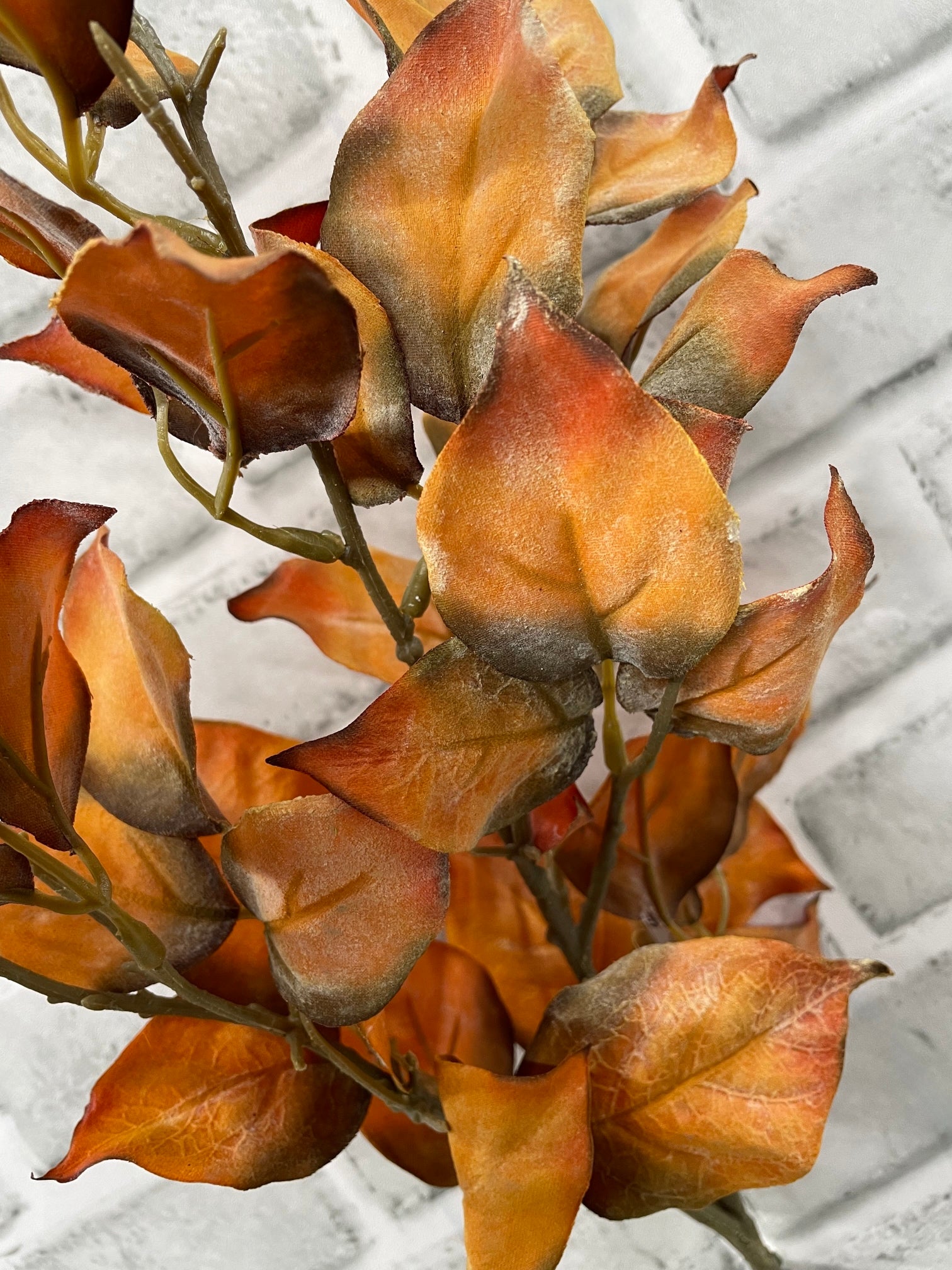 ITEM 11672 FALL - 30" FALL ORANGE DRIED LEAF SPRAY