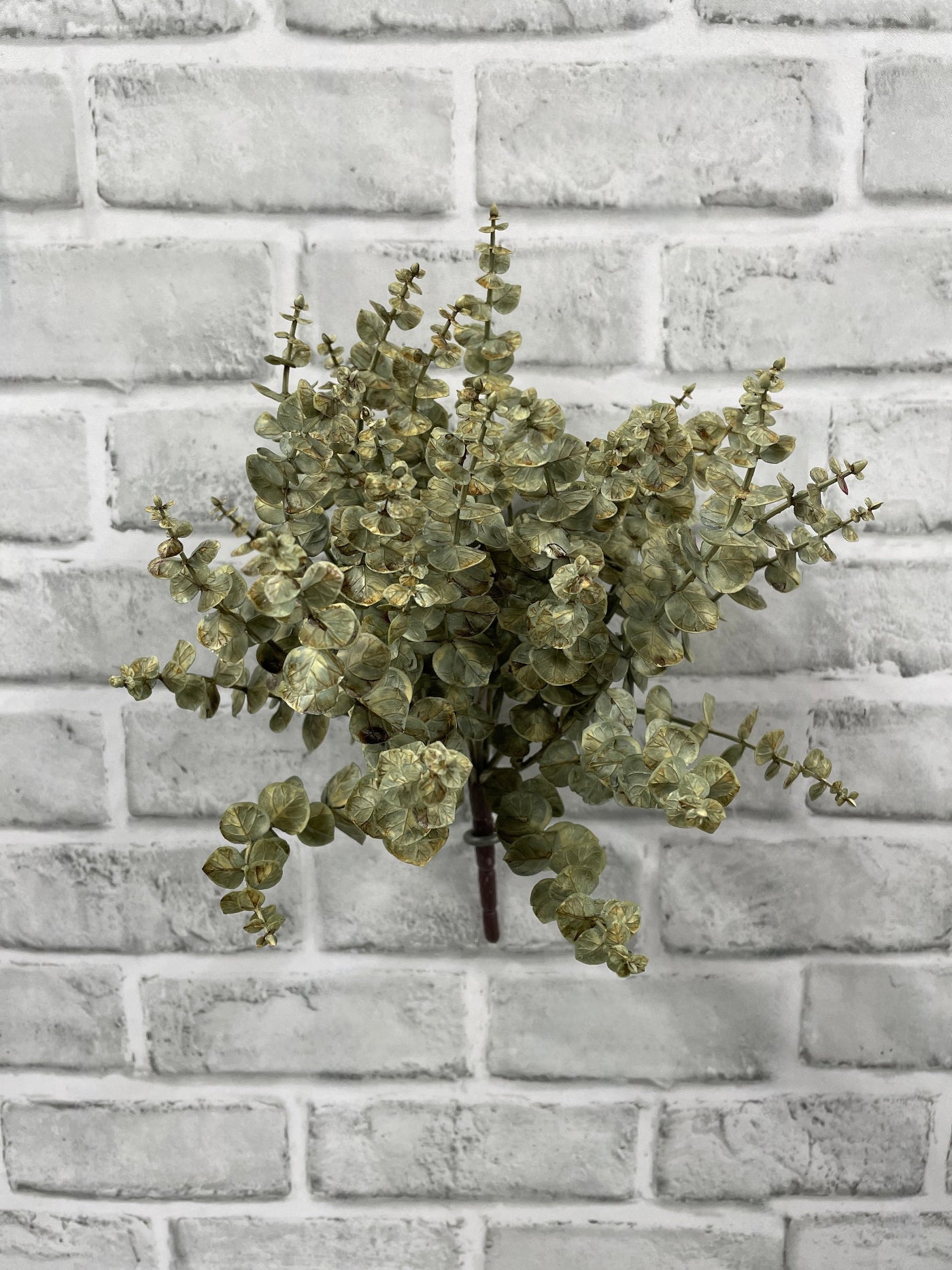 ITEM 11692 CMGR - 12" CREAM GREEN EUCALYPTUS BUSH