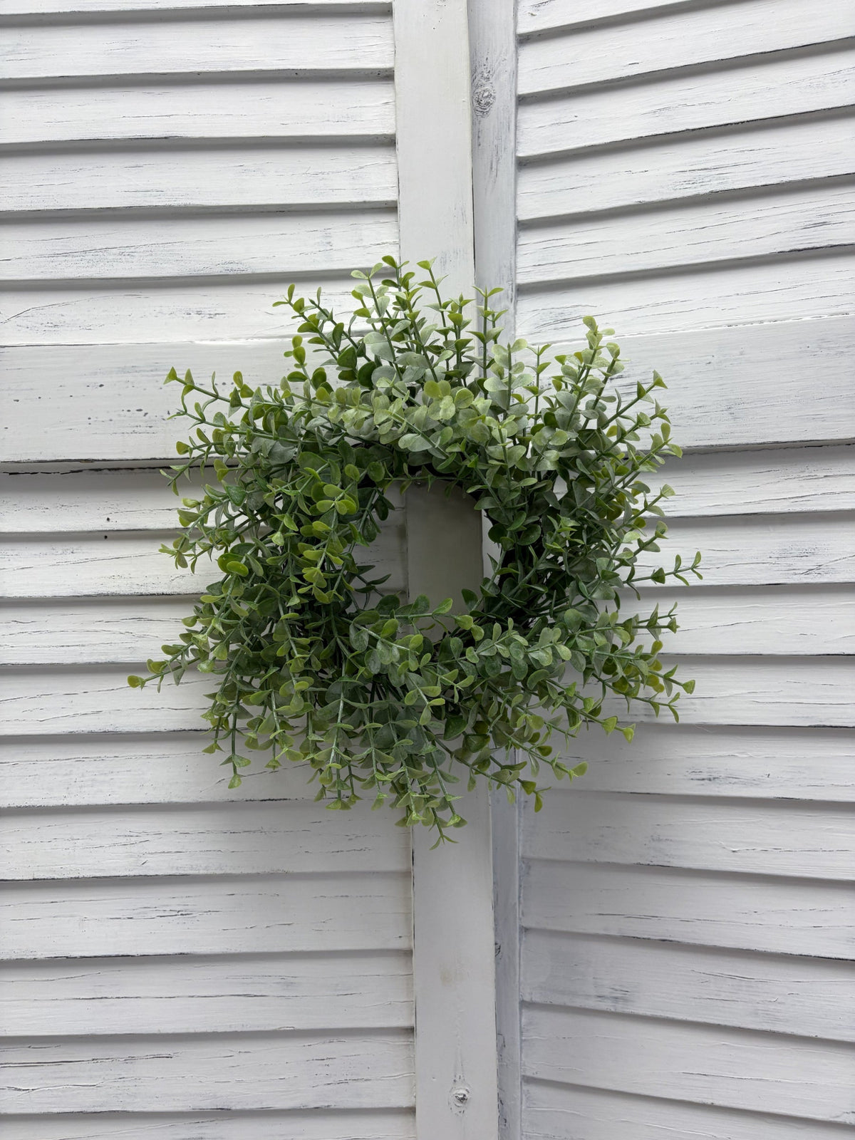 ITEM 11742 - 4" INSIDE DIM - 11" OUTSIDE DIM MINI EUCALYPTUS CANDLE RING